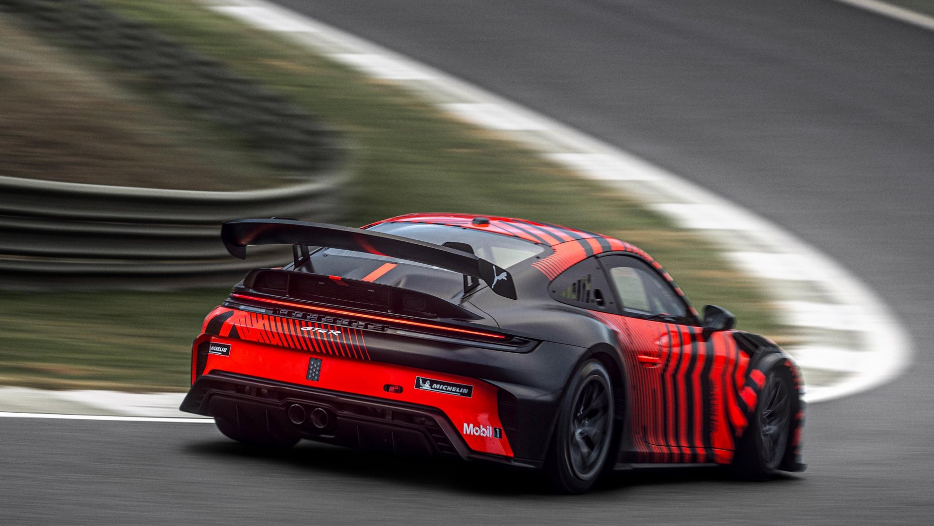 Porsche 911 GT4 R Heck