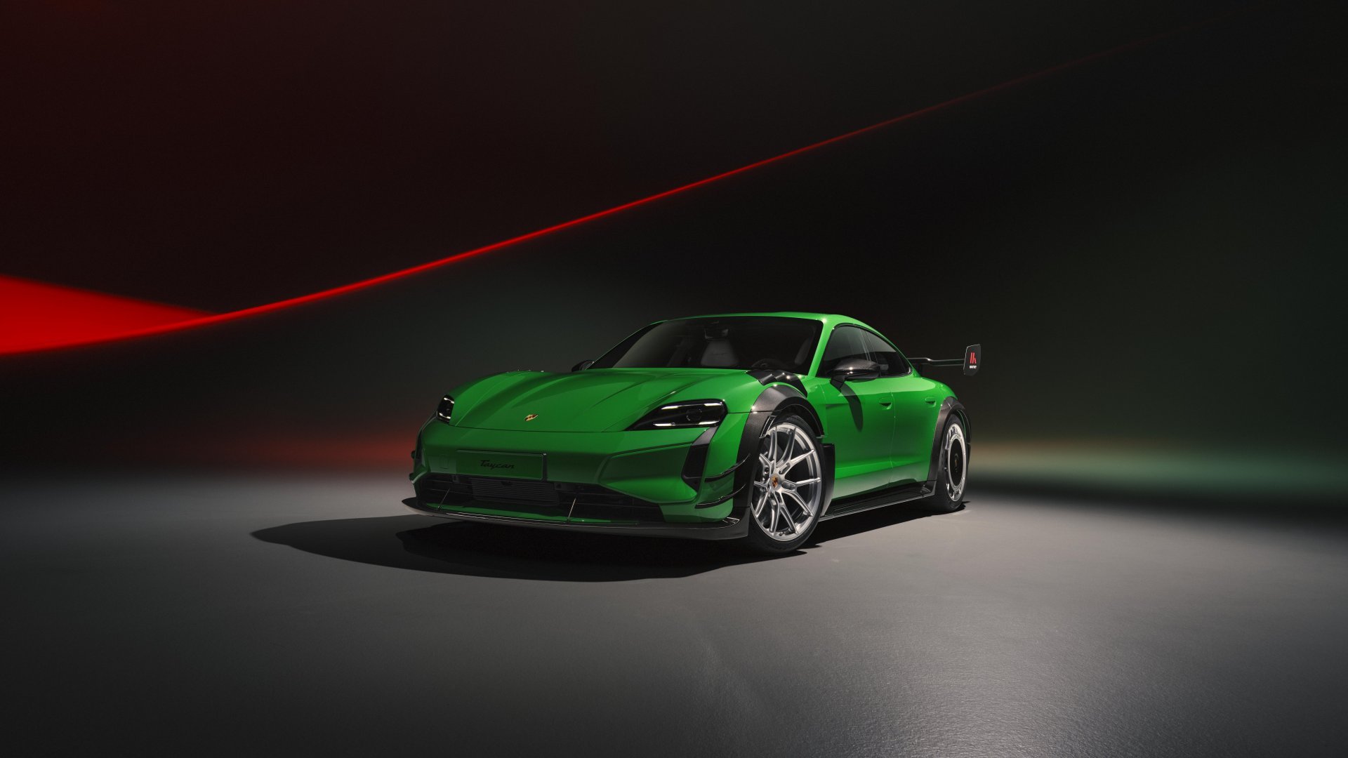 Porsche Taycan Turbo GT mit Manthey Kit Front
