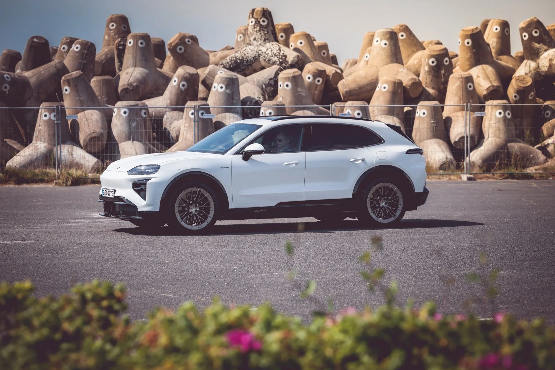 Porsche Cayenne Turbo Electric Test