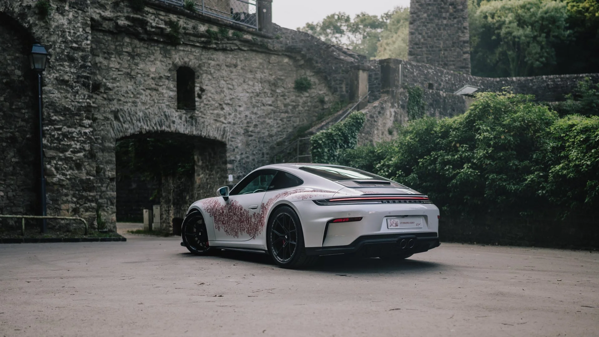 Porsche 911 GT3 Touring Luxemburg Sonderwunsch Heck