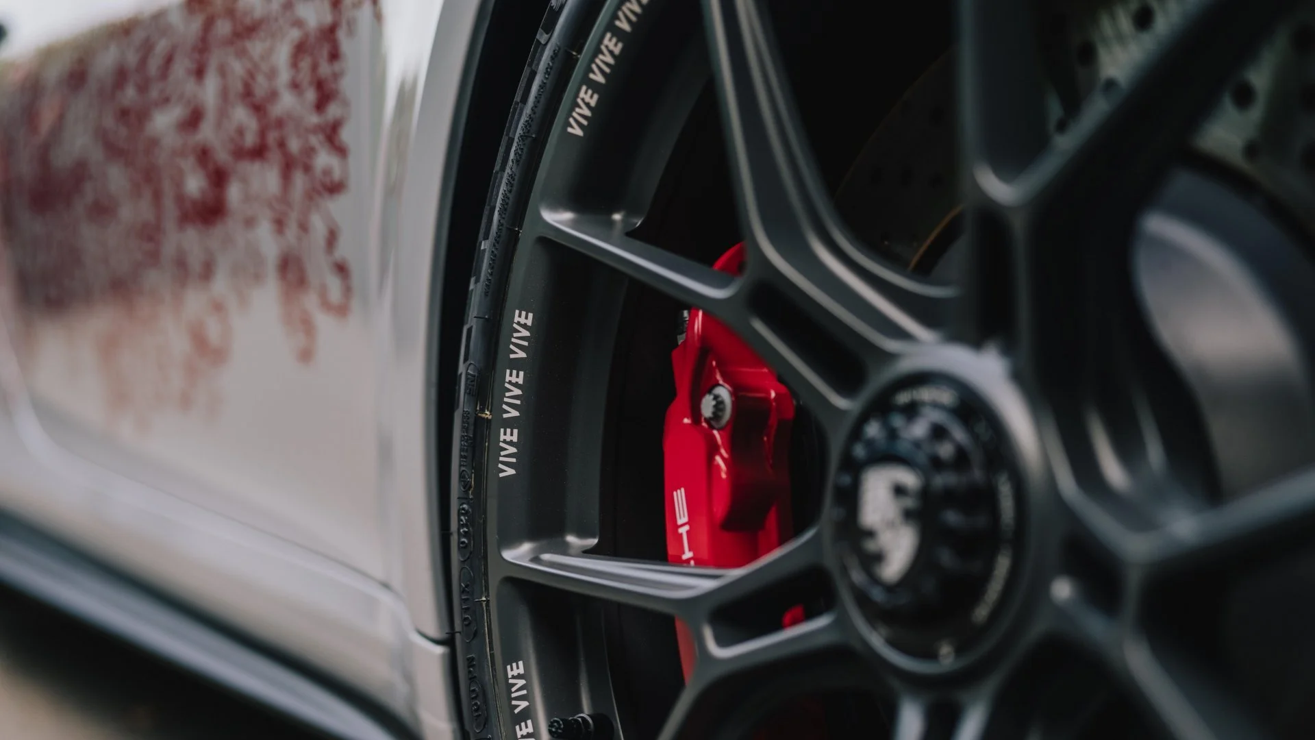 Porsche 911 GT3 Touring Luxemburg Sonderwunsch Felge