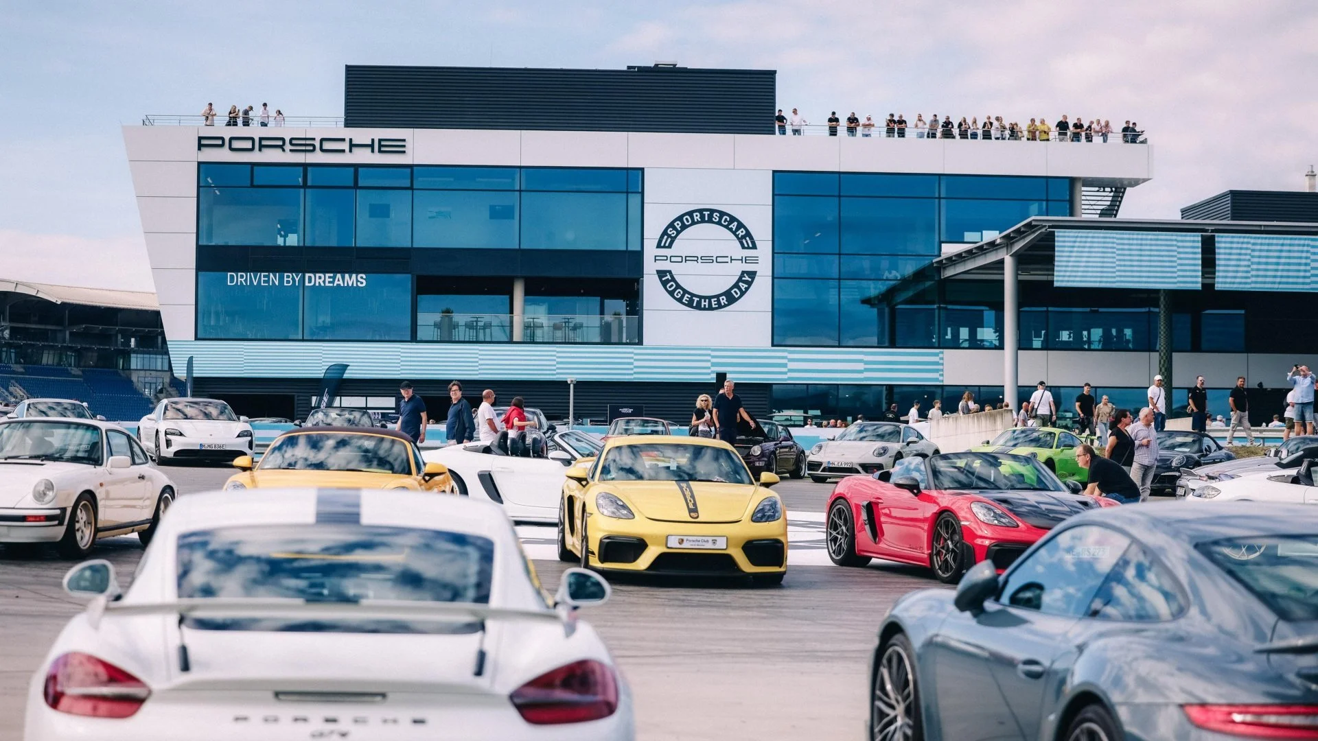 Sportscar Together Day 2026: Porsche starts it. The world owns it.