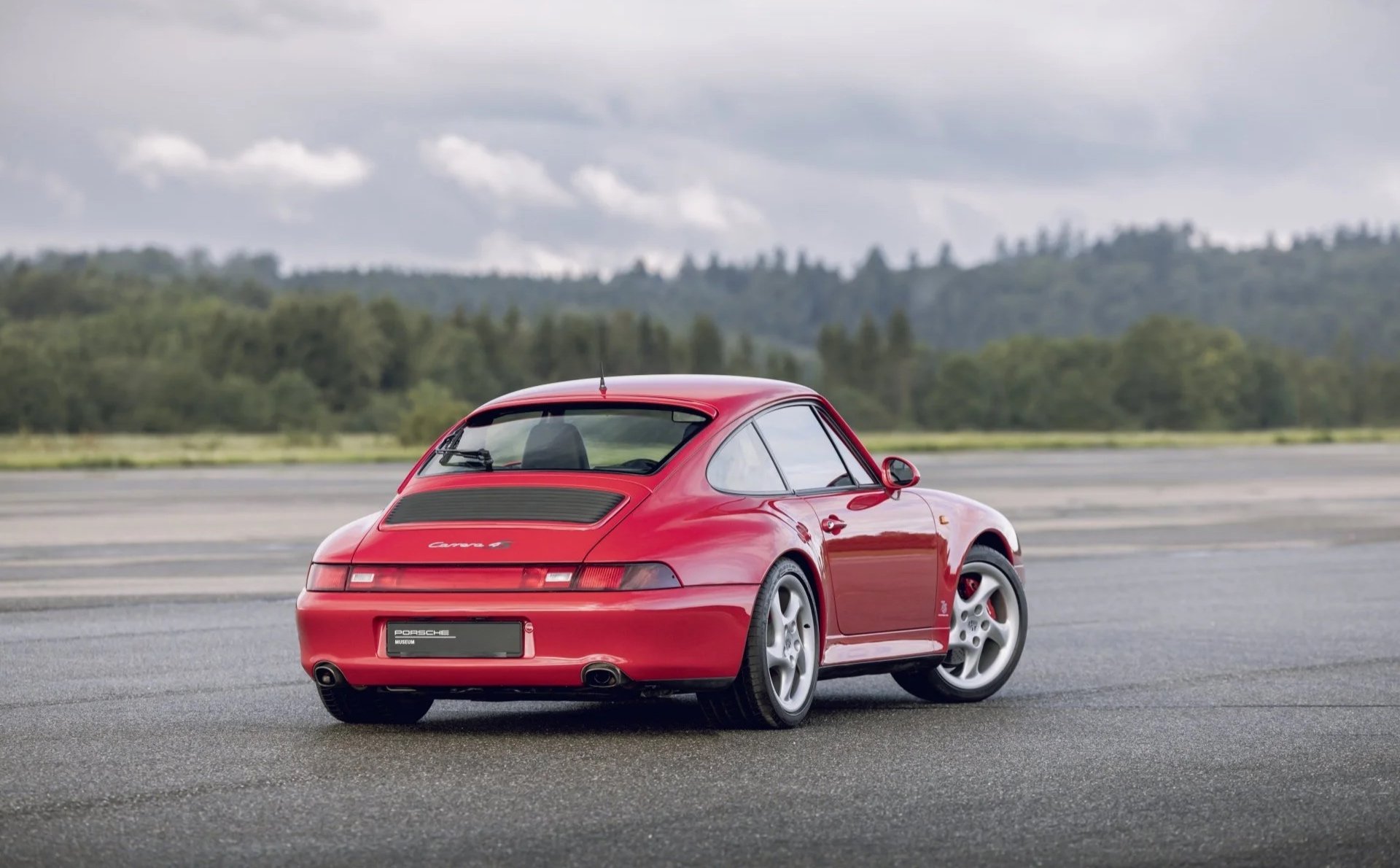993