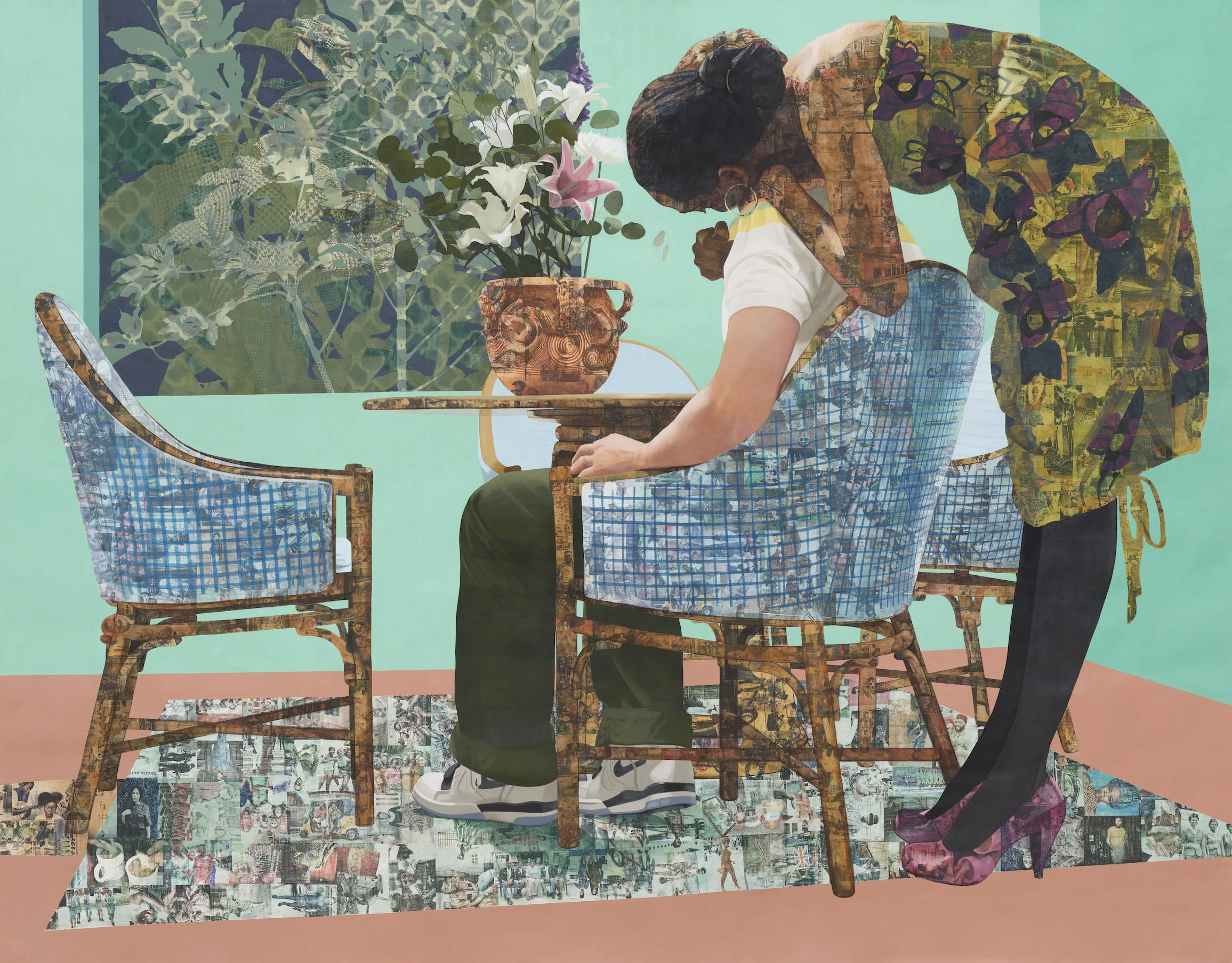 Njideka Akunyili Crosby,
Blend in - Stand out, 2019.
Acrylic, colored pencil, charcoal, and photographic transfers on paper
95 3/4 x 123 3/4 inches
243.2 x 314.3 cm
Courtesy of the artist, Victoria Miro, and David Zwirner
Photo: Jack Hems