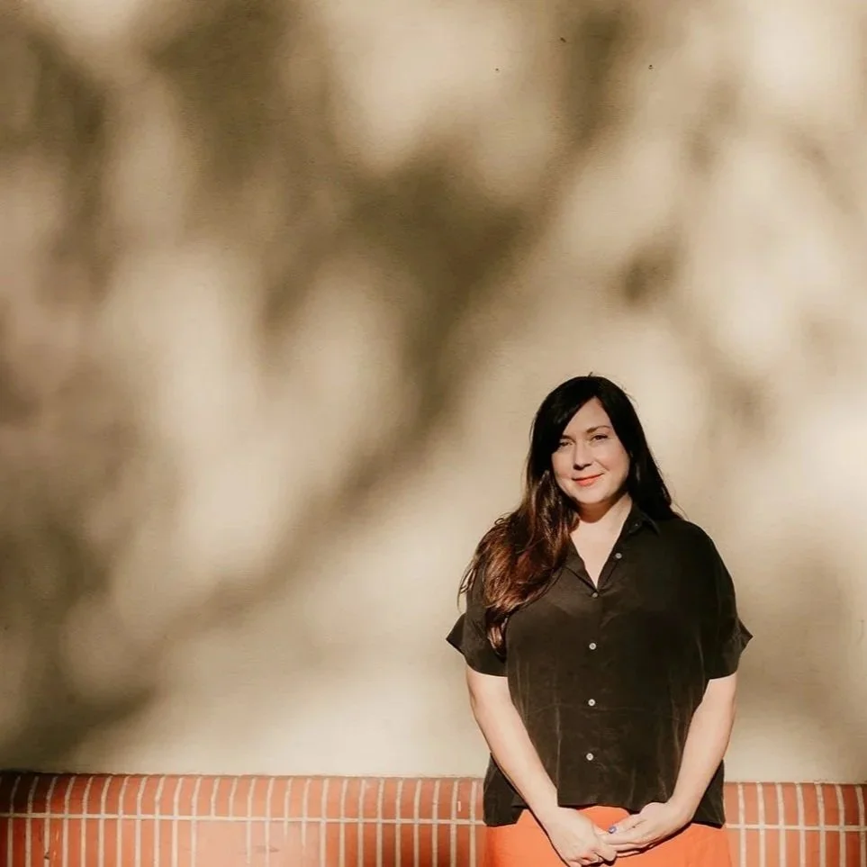 Portrait of Jess Garman, LMFT, anxiety and trauma therapist offering somatic, EMDR, and relational therapy in Berkeley, Oakland, and Lafayette, California and via telehealth statewide.