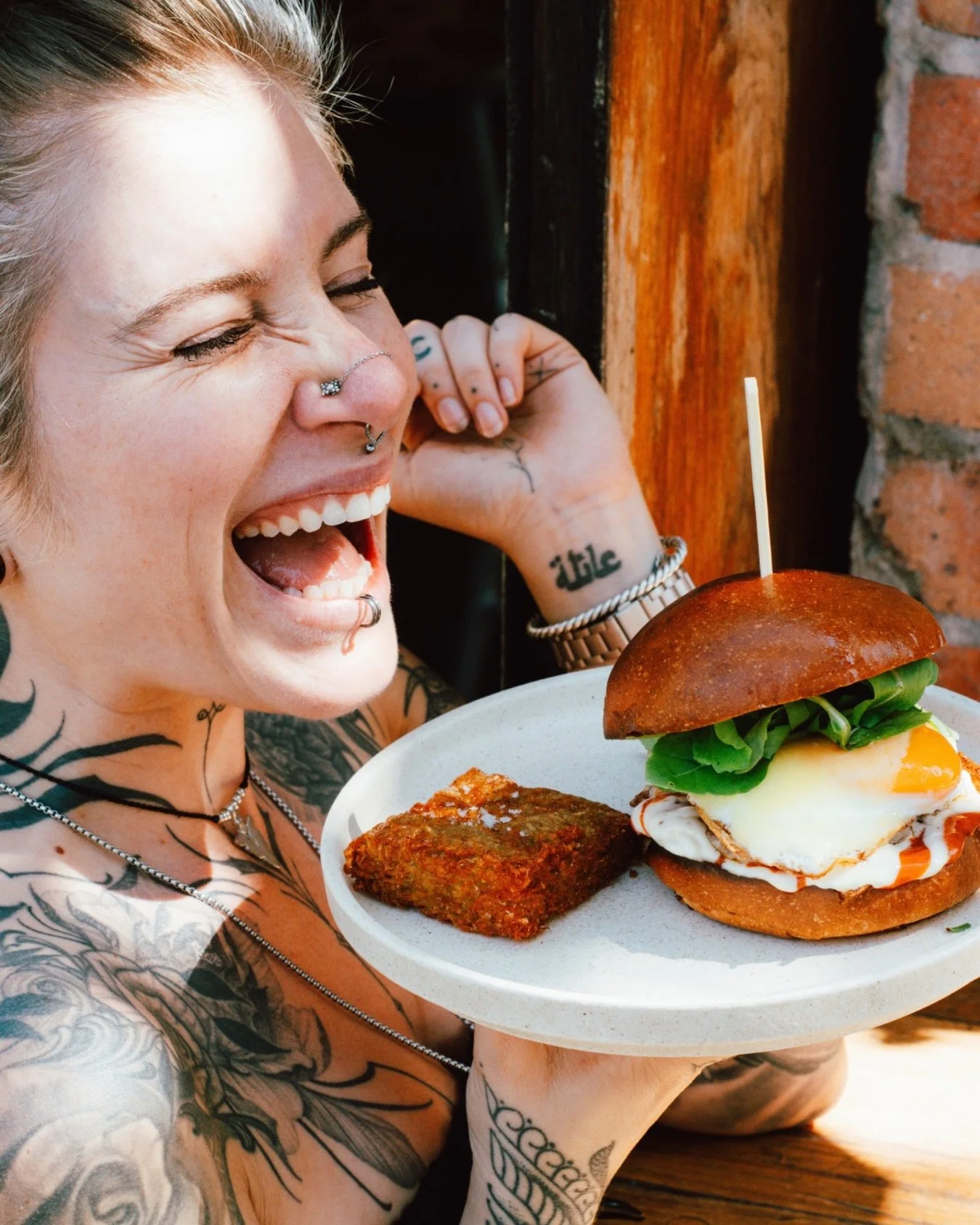 Time to get your laughing gear around a Roady bacon + egg roll w duck fat hash brown  on the side 🍳 🥓 ☕️ 

🎶 MORNING LIVE: We&rsquo;ve got Anna Gozlan playing Sat morning, The Relatables back Easter Sunday after playing to a full house last night,