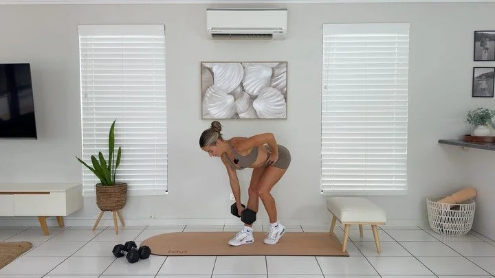 Did you know my online studio offers strength workouts too? 💪 

You can try this full-body class on my 7 day free trial &mdash; sign up at www.thatpilatespassion.com.