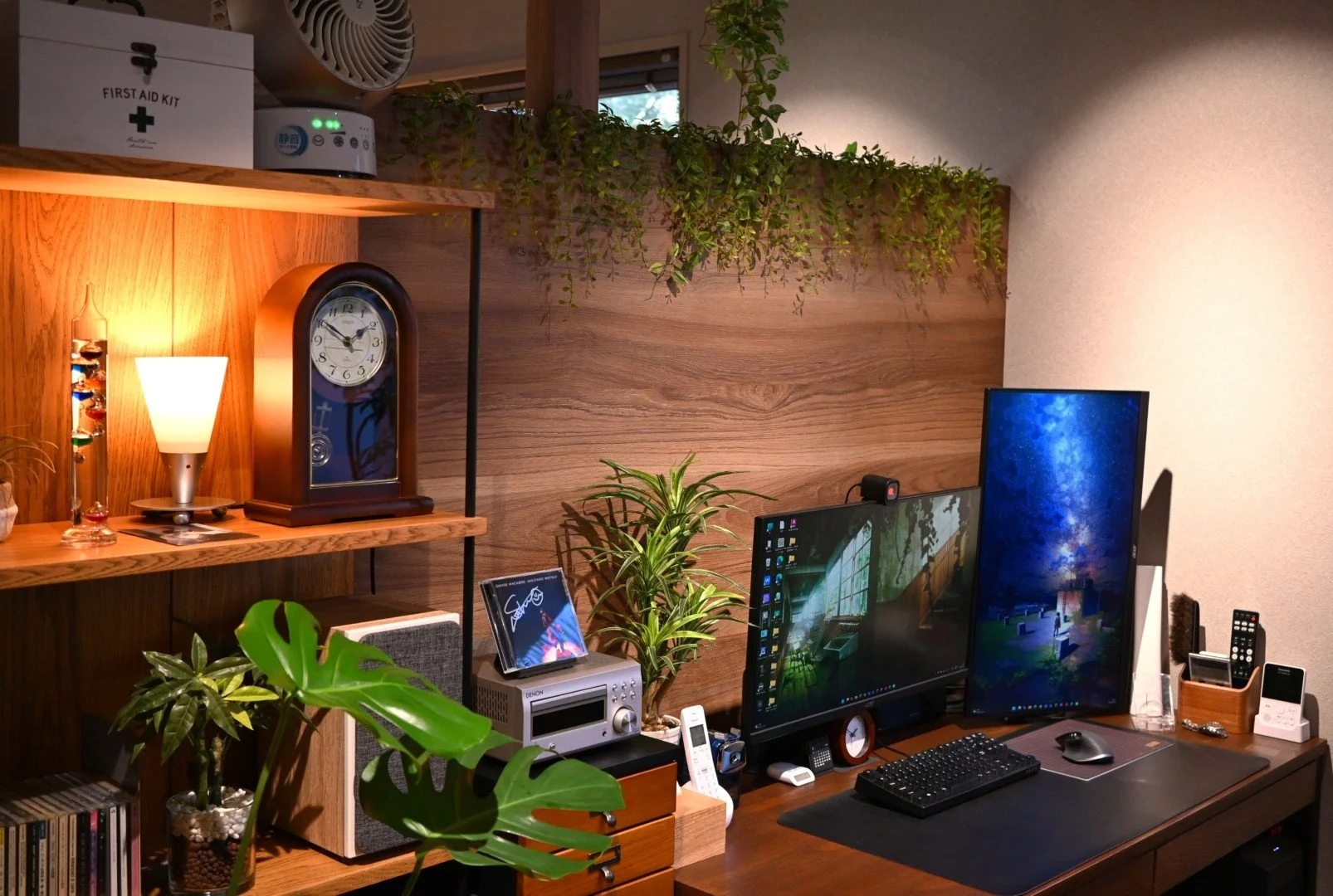 06 執務席（代表）.JPG