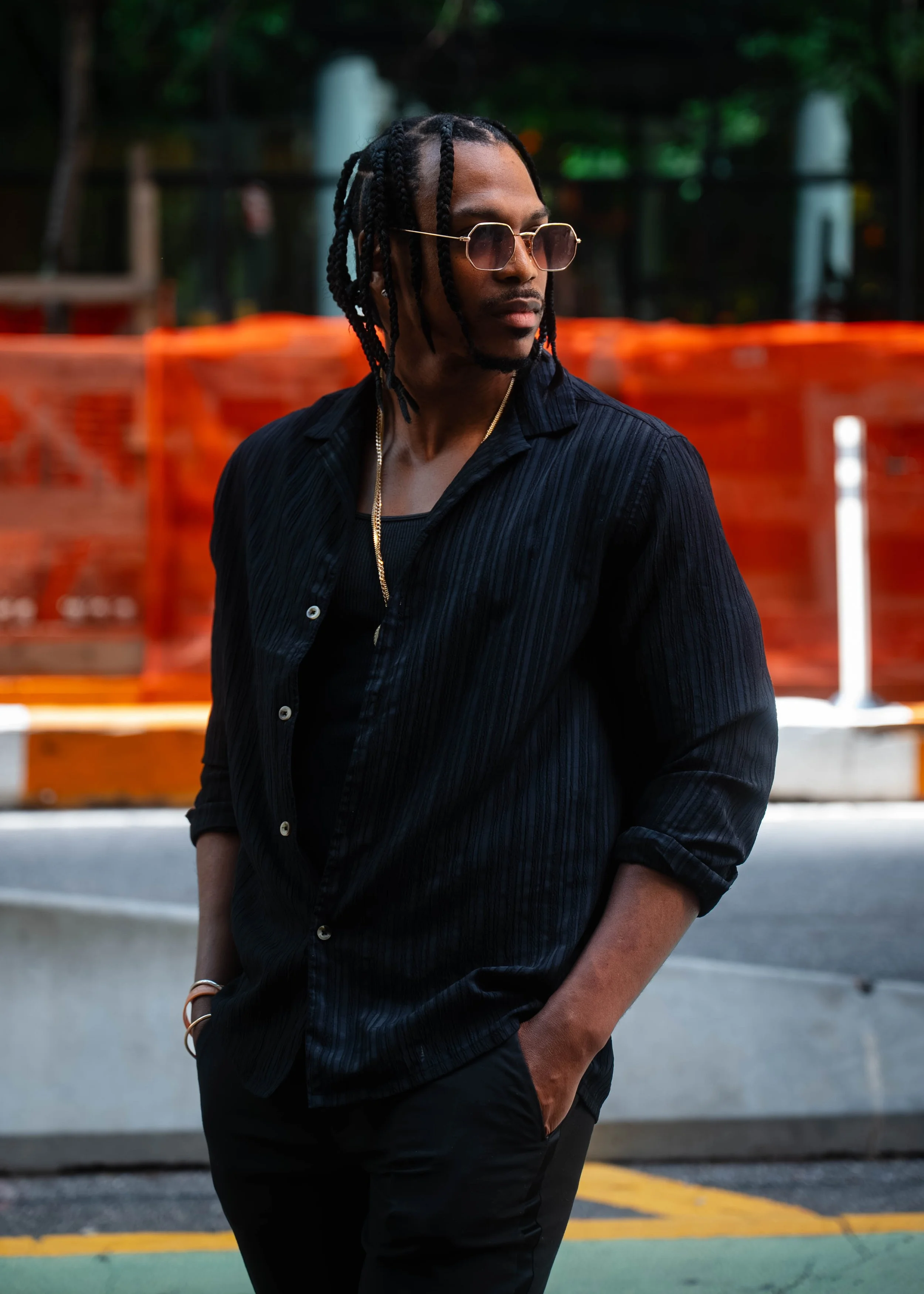 Portrait2-2.JPG