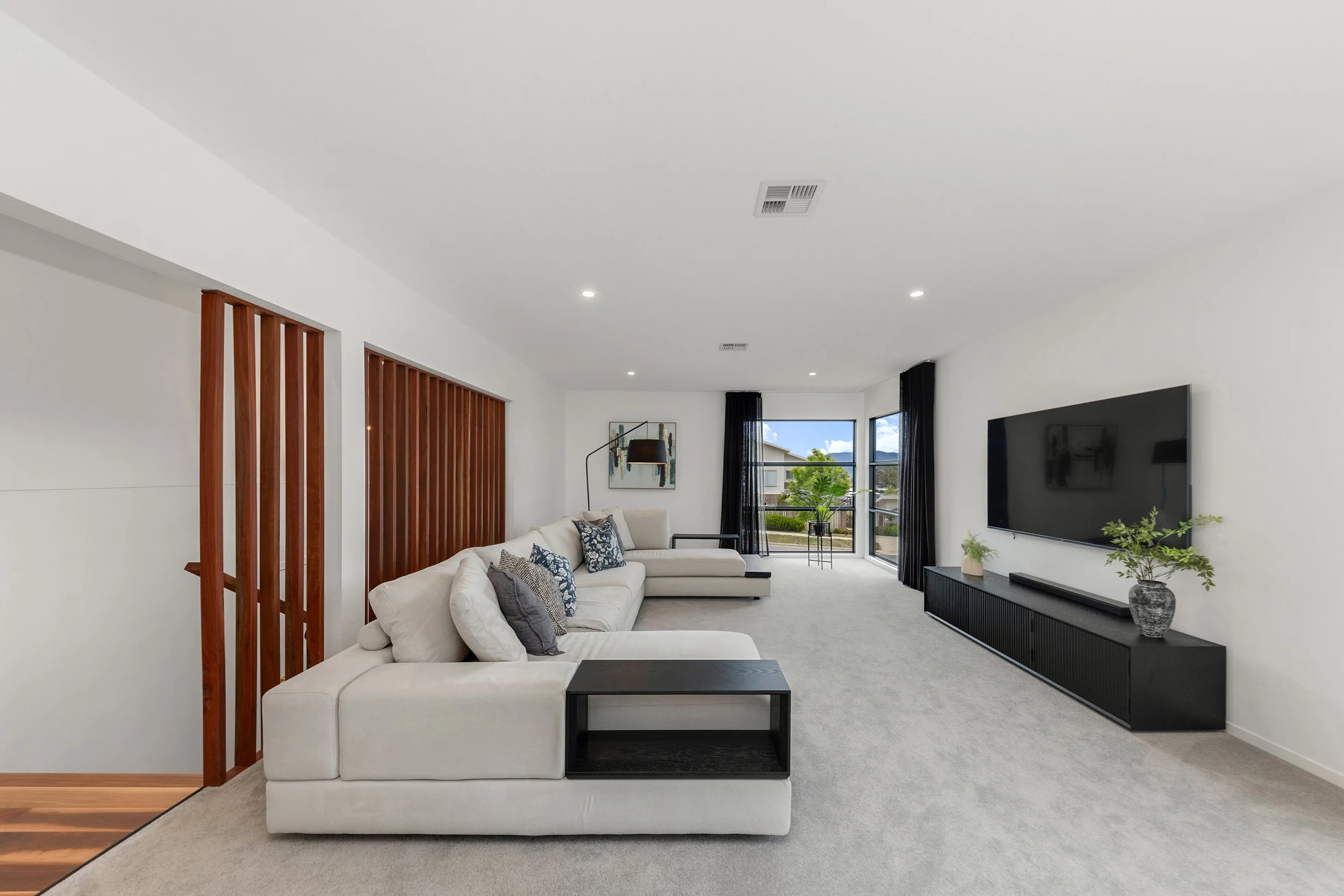 Holt 32 Fullston Way_04.jpg