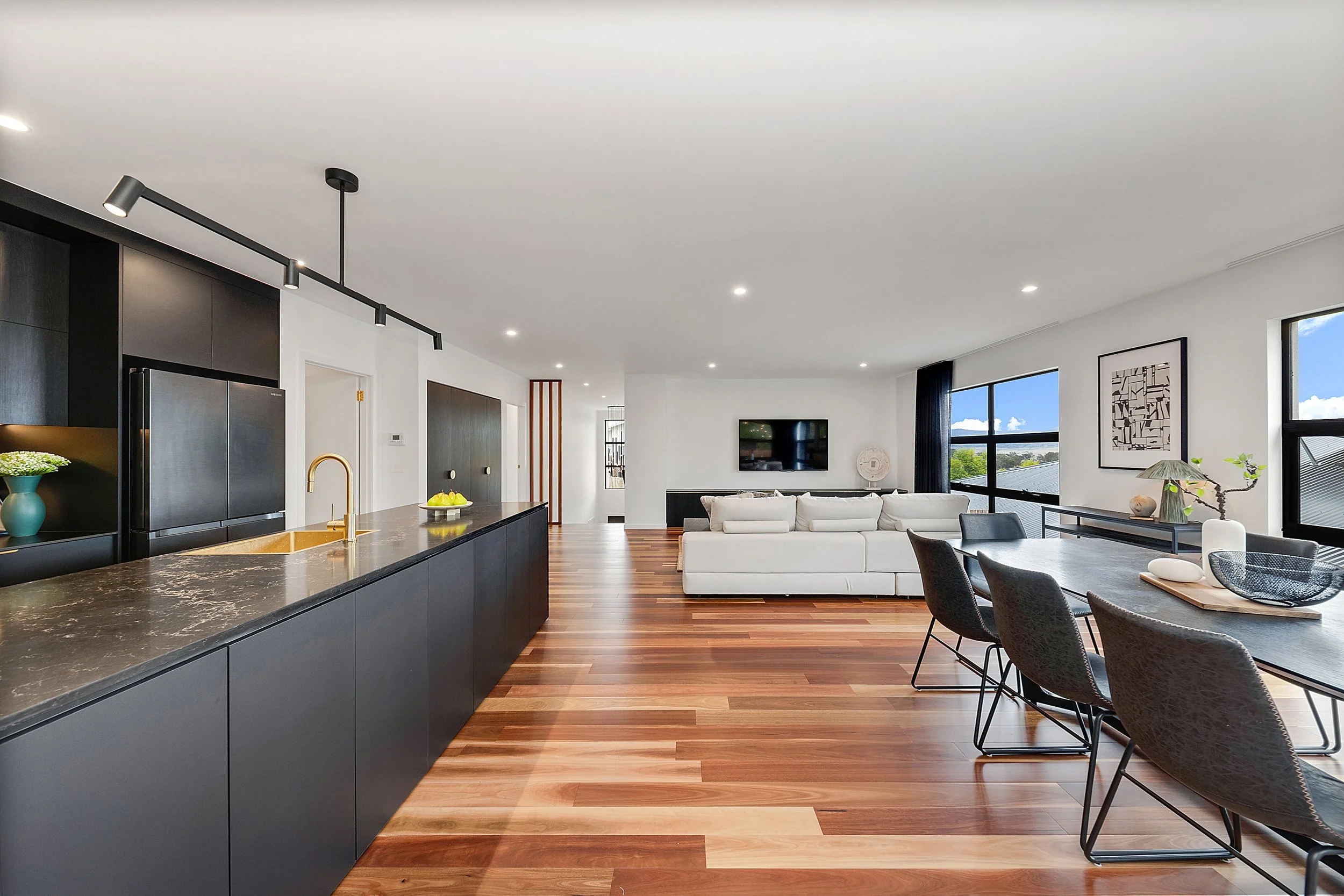 Holt 32 Fullston Way_20.jpg