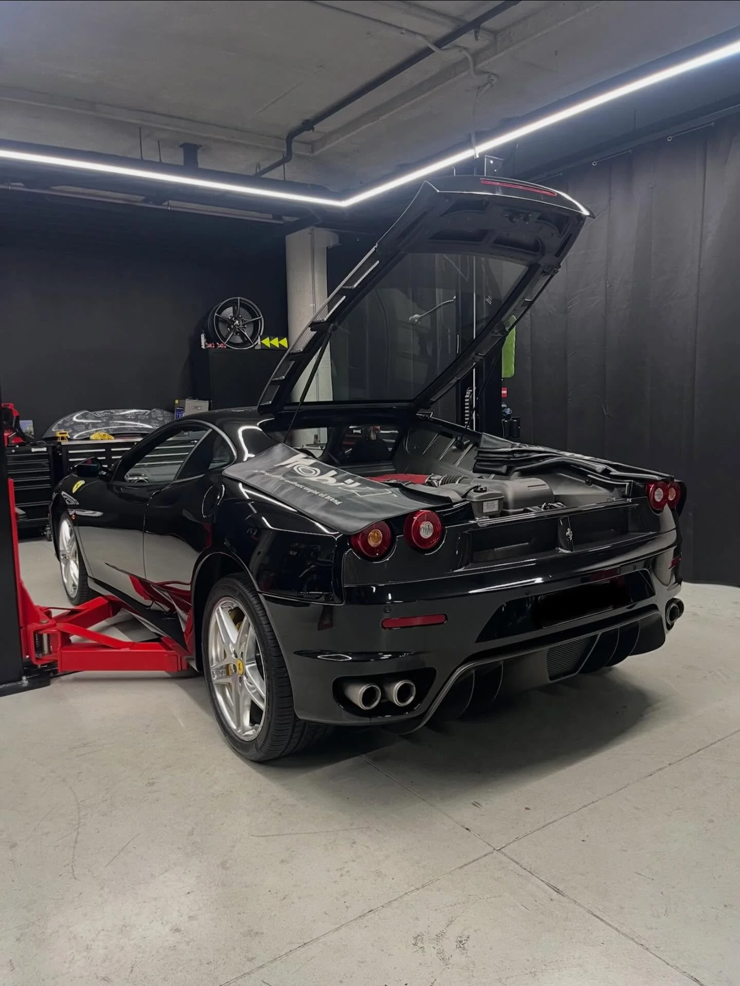 Riparato con cura 🔧❤️

#ferrari #scuderiaferrari #ferrarisydneyofficial #ferrarimelbourneofficial