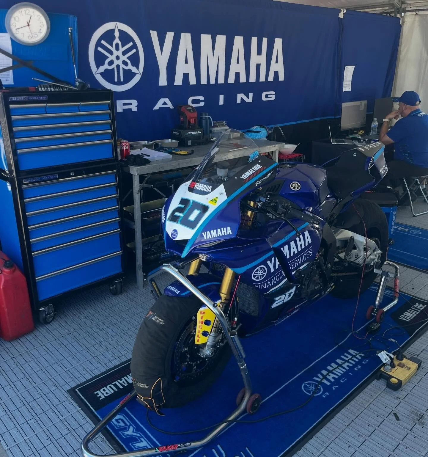 First race of the year for the @asbk with @jj.nahlous20 riding the factory Yamaha @yrtaus at the  @worldsbk🏁

#yamaha #yamaharacing #yamahaaustralia