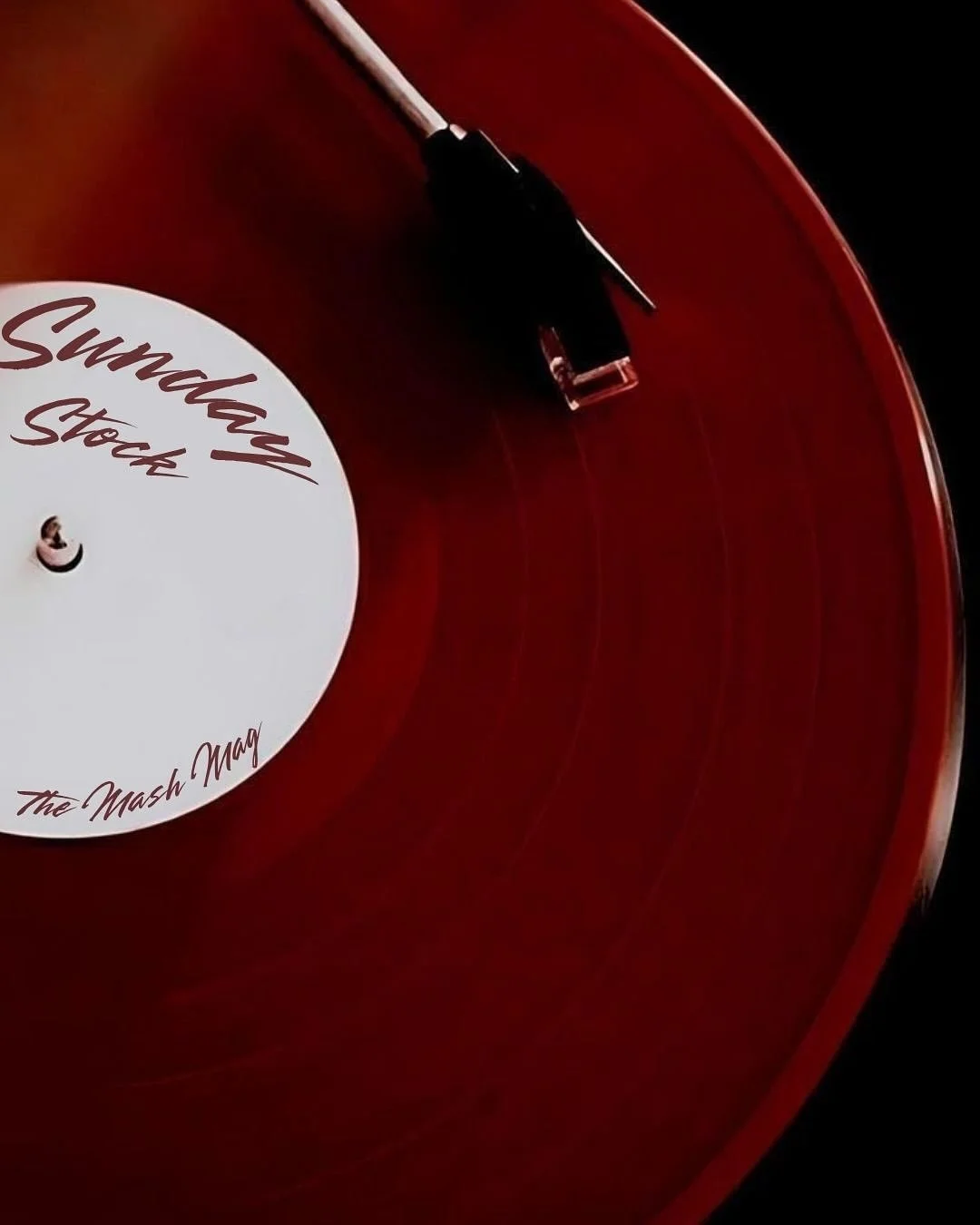 SUNDAY STOCK (10.26)
Two fashion brands that we all know and love, one of glamorous apparel and with much current discussion after their recent fashion show, and an athleisure brand that stands at the top of the industry of workout clothes are highli