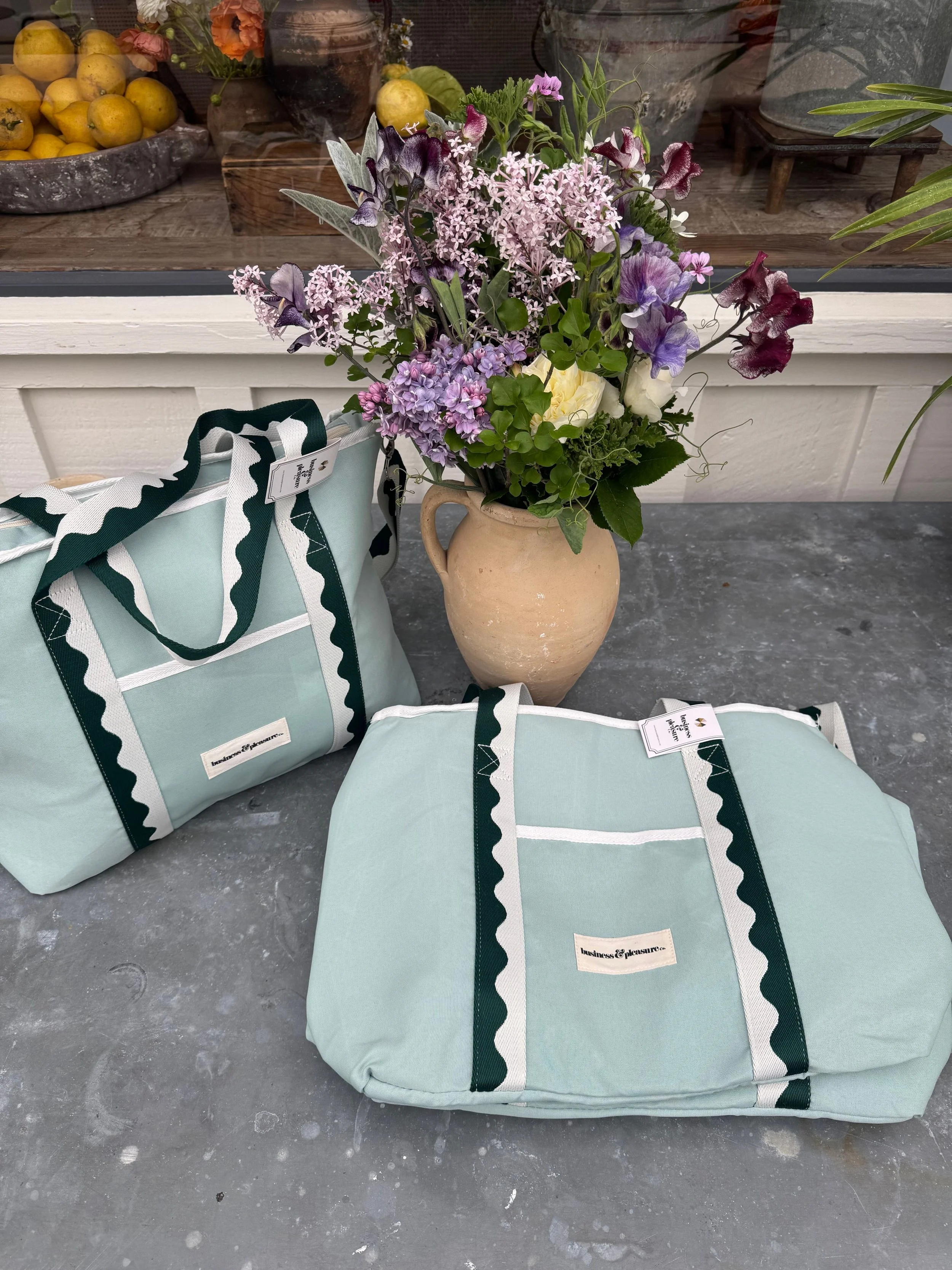 insulated-picnic-bag-food-to-go.jpg