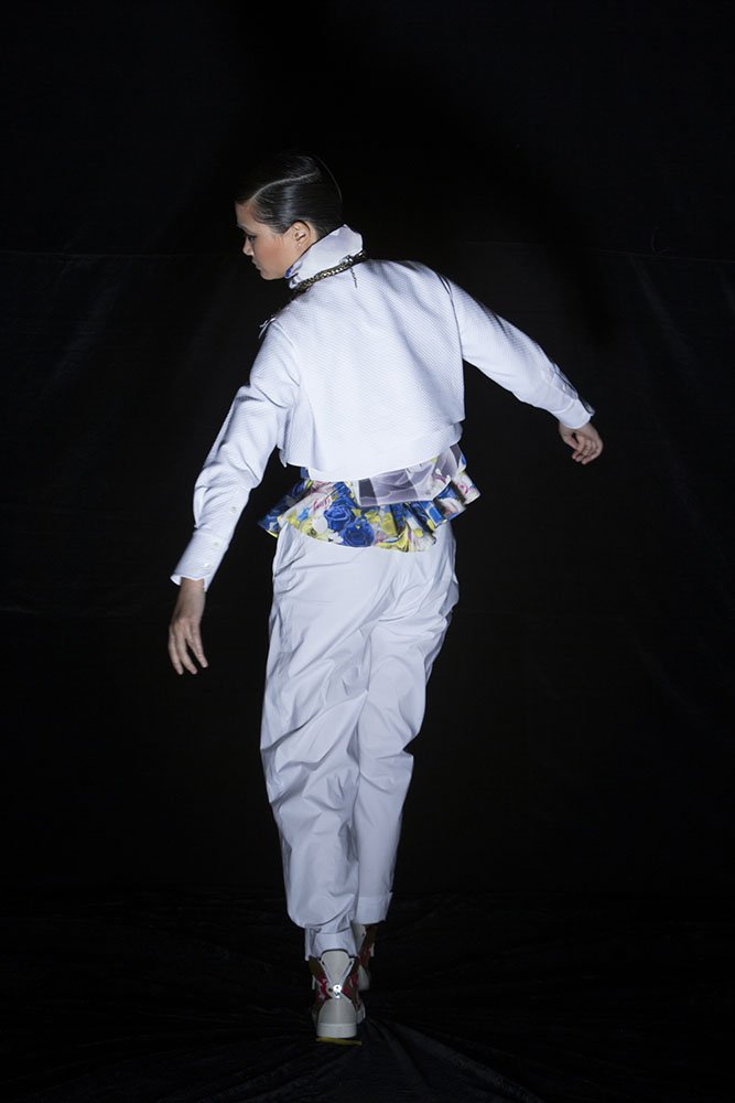 CHRIS LI YUCHUN 冷暖 MUSIC VIDEO