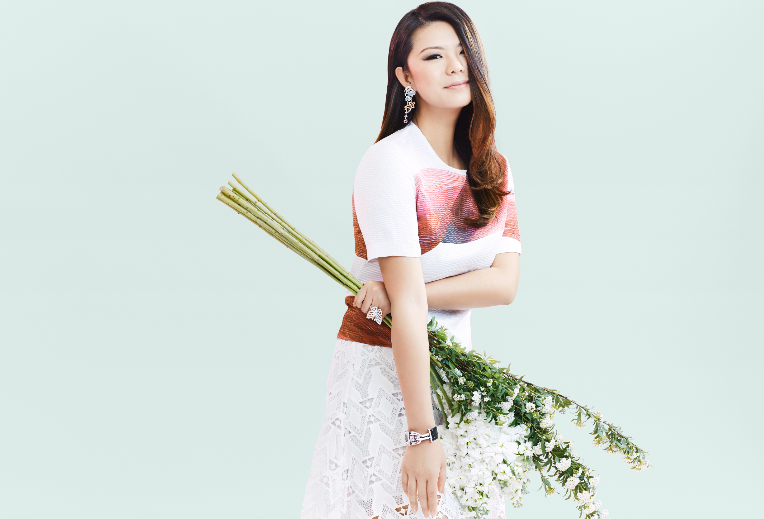 VAN CLEEF & ARPELS ADVERTORIAL