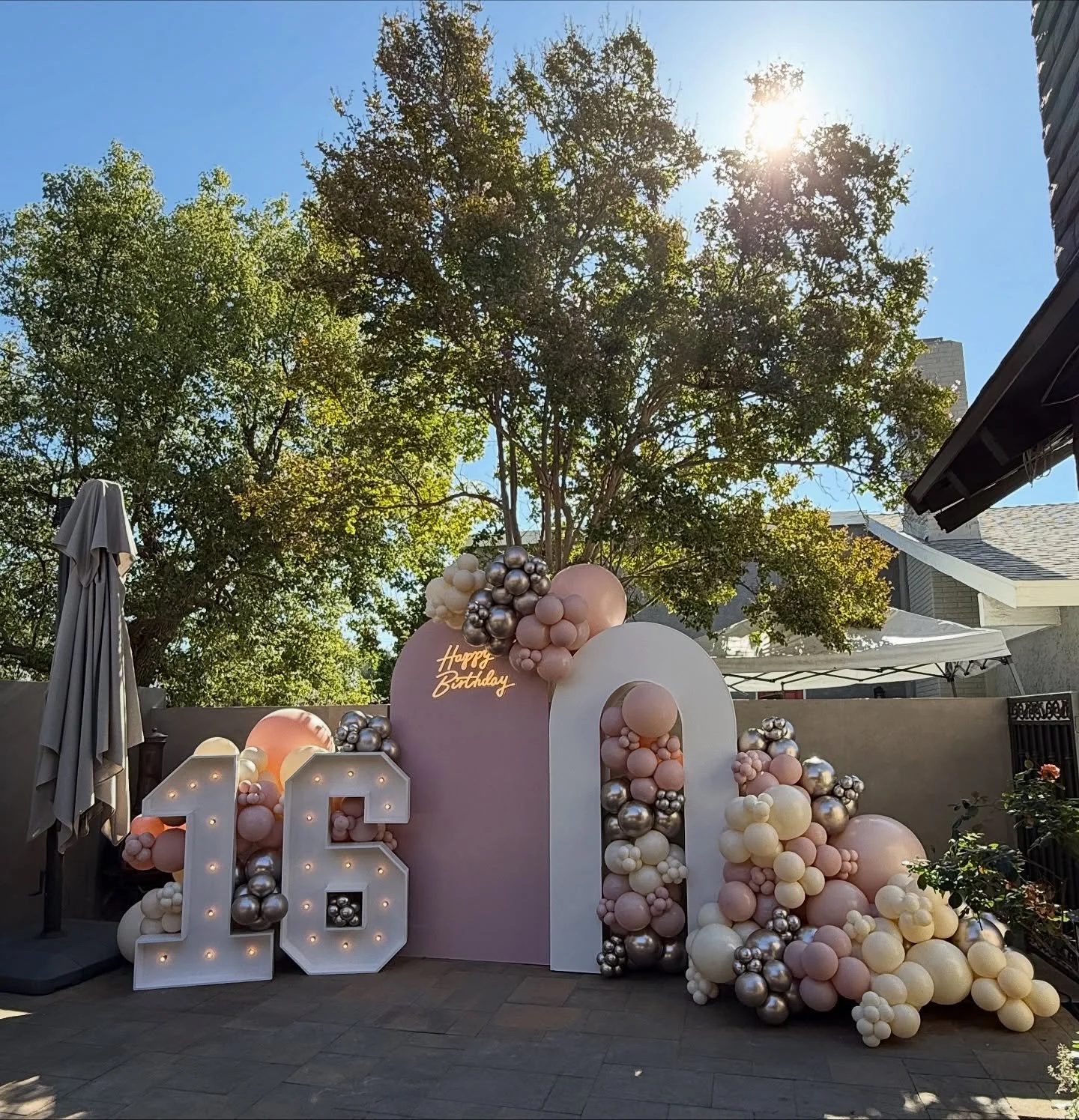 ✨ Sweet 16 dreams come true! ✨
We loved bringing this elegant blush + nude setup to life for such a special celebration 💕
From our glowing 16 marquee numbers to the balloon garland &mdash; every detail was made to shine!

A huge thank-you to @anna_s