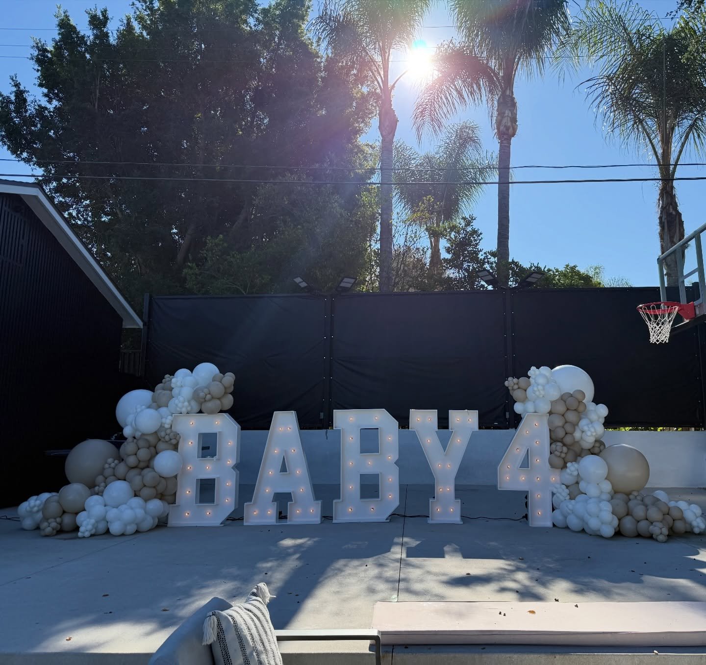 One last gender reveal before we officially say goodbye to 2025 ✨
Our dreamy BABY marquee + neutral balloon installation was the perfect way to celebrate such a special moment.

Balloons + Marquees by us. Thank you to our amazing clients for trusting