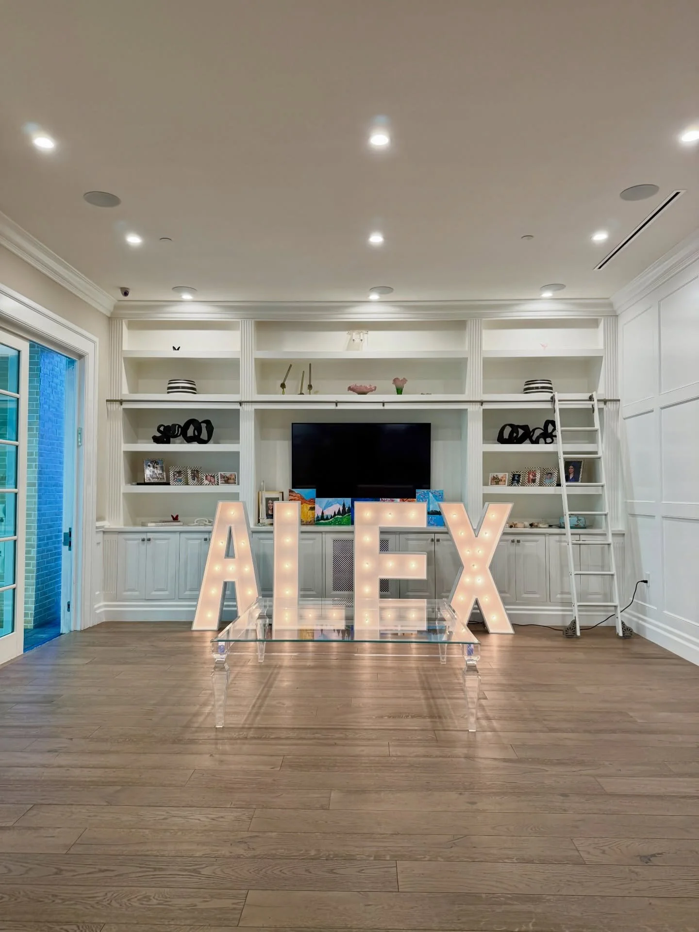 Sweet details + glowing moments ✨🤍
From a classic white candy cart setup to statement marquee letters that light up the room &mdash; these are the kinds of details that elevate any celebration.

Whether you&rsquo;re planning an intimate gathering, m