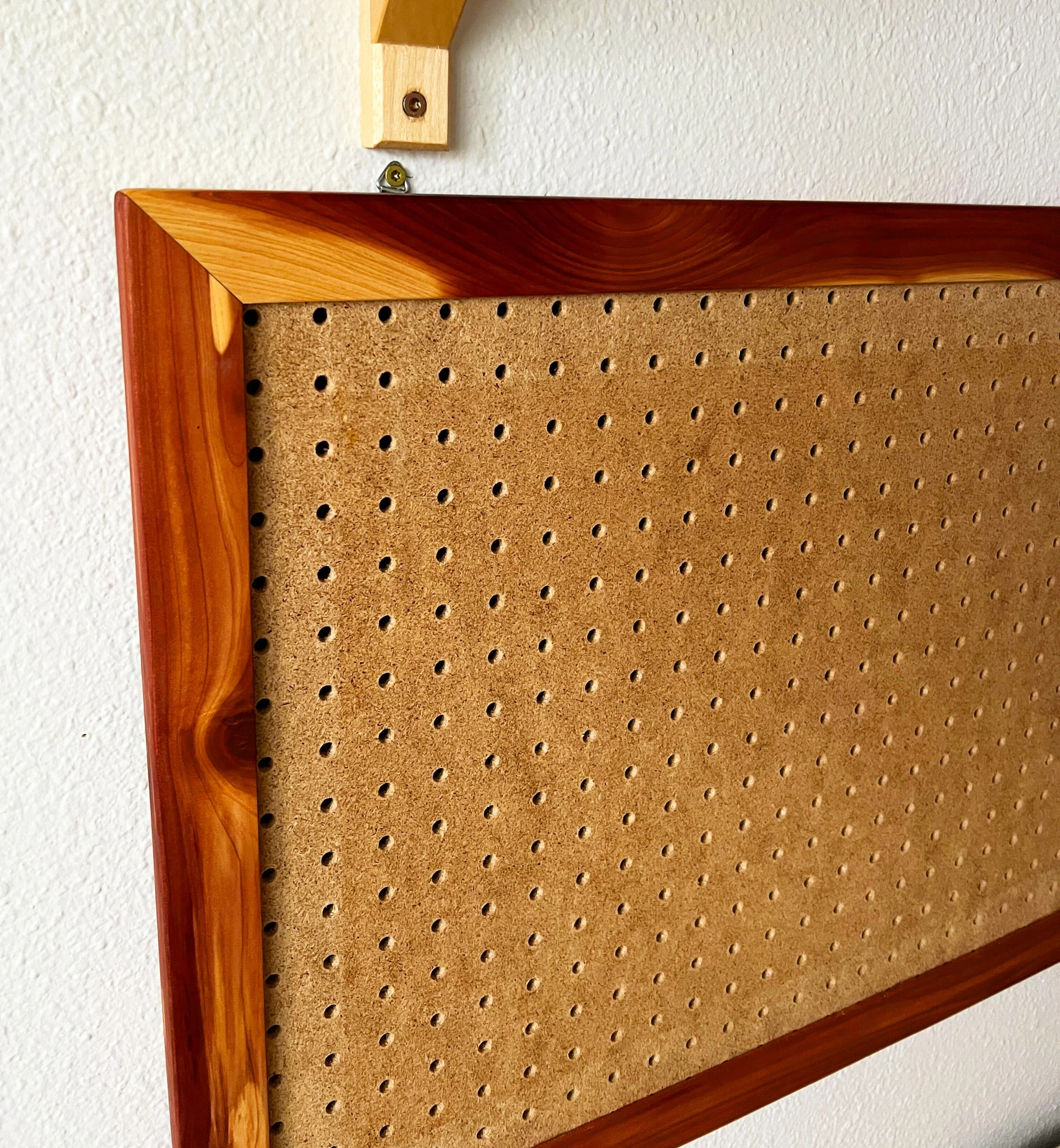 Marbled Pegboard Frame

aromatic cedar
$125