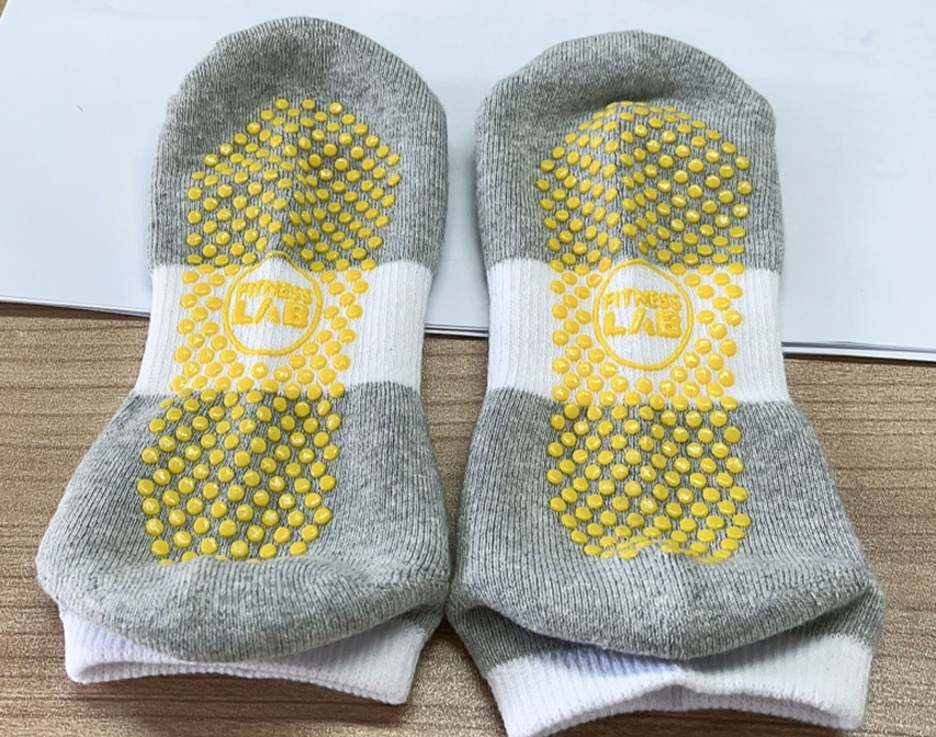 PILATES SOCKS