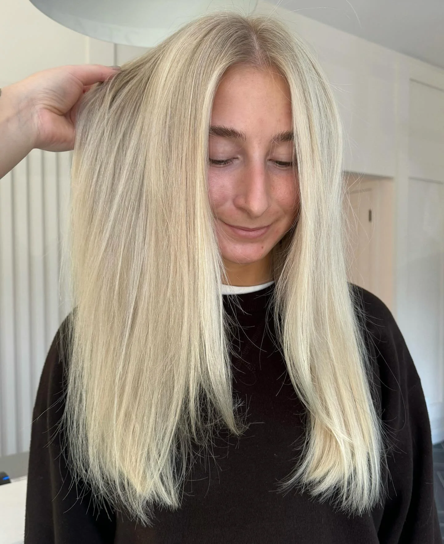 Lemon meringue blondie🍋
Hair by: @hairbycourtneyzajac 
Assisted by: @hairbygracebrandstrom 
&bull;
&bull;
#soal #soalthelabel #winnipeg #winnipeghair #blondingspecialist #brightblonde #babylightsandbalayage #babylightshair #blonde #blondehighlights