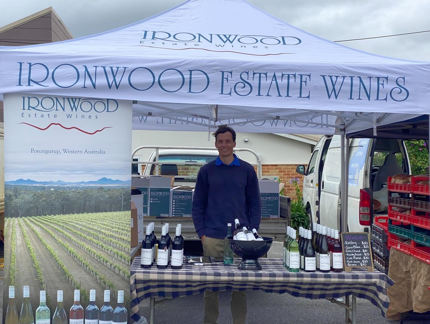 🍇Albany Farmers Market 🍇
We will be back at the Albany Farmers Market tomorrow. Please come by to meet Sam and Gene!
A great chance to taste the famous wines and hear about the vintage ahead. 
We will also have some special deals on the day!