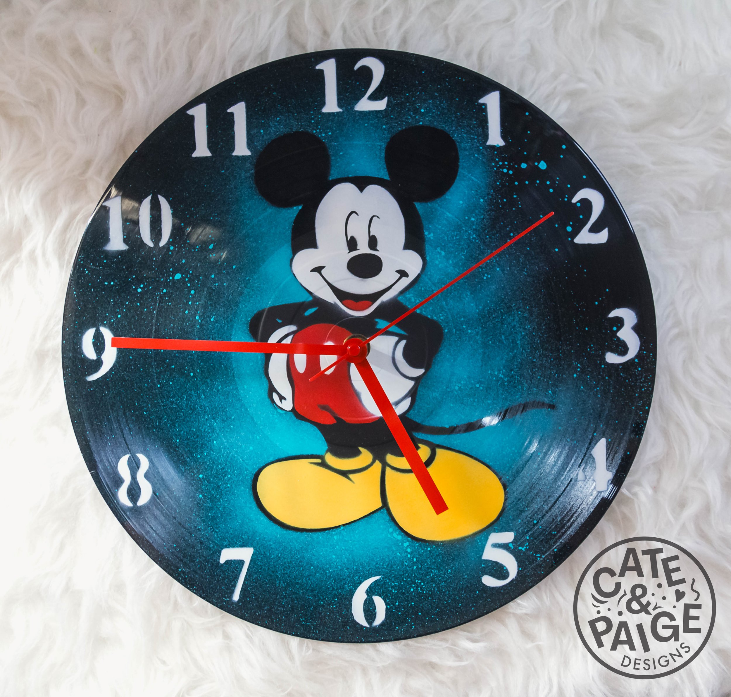 Mickey Mouse - Aqua 01.jpg