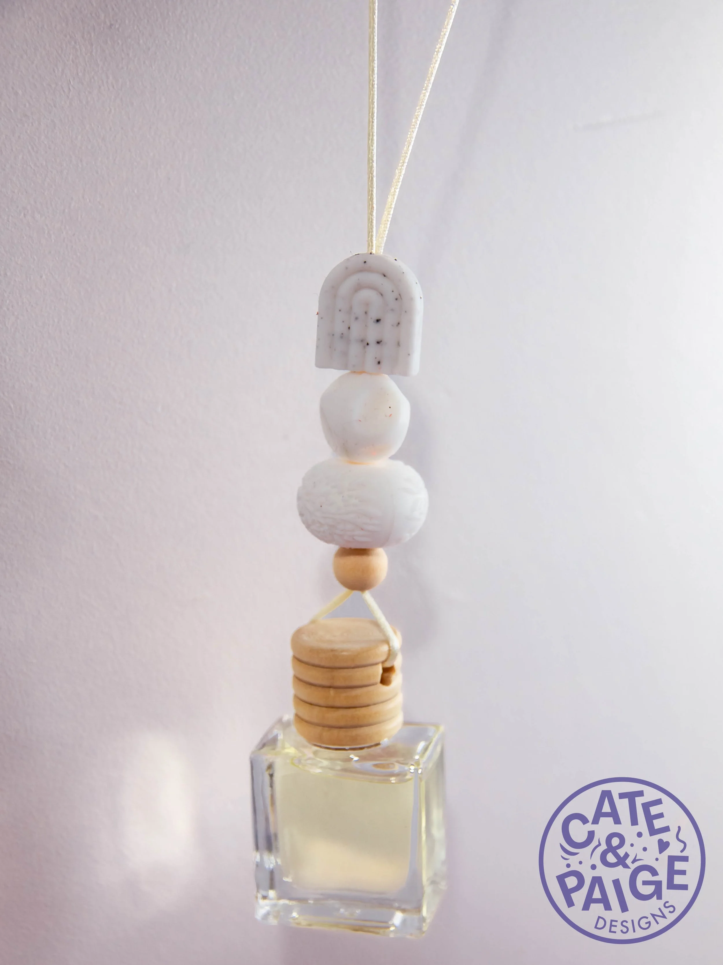 Forbidden Fruit - Arch White 01.jpg