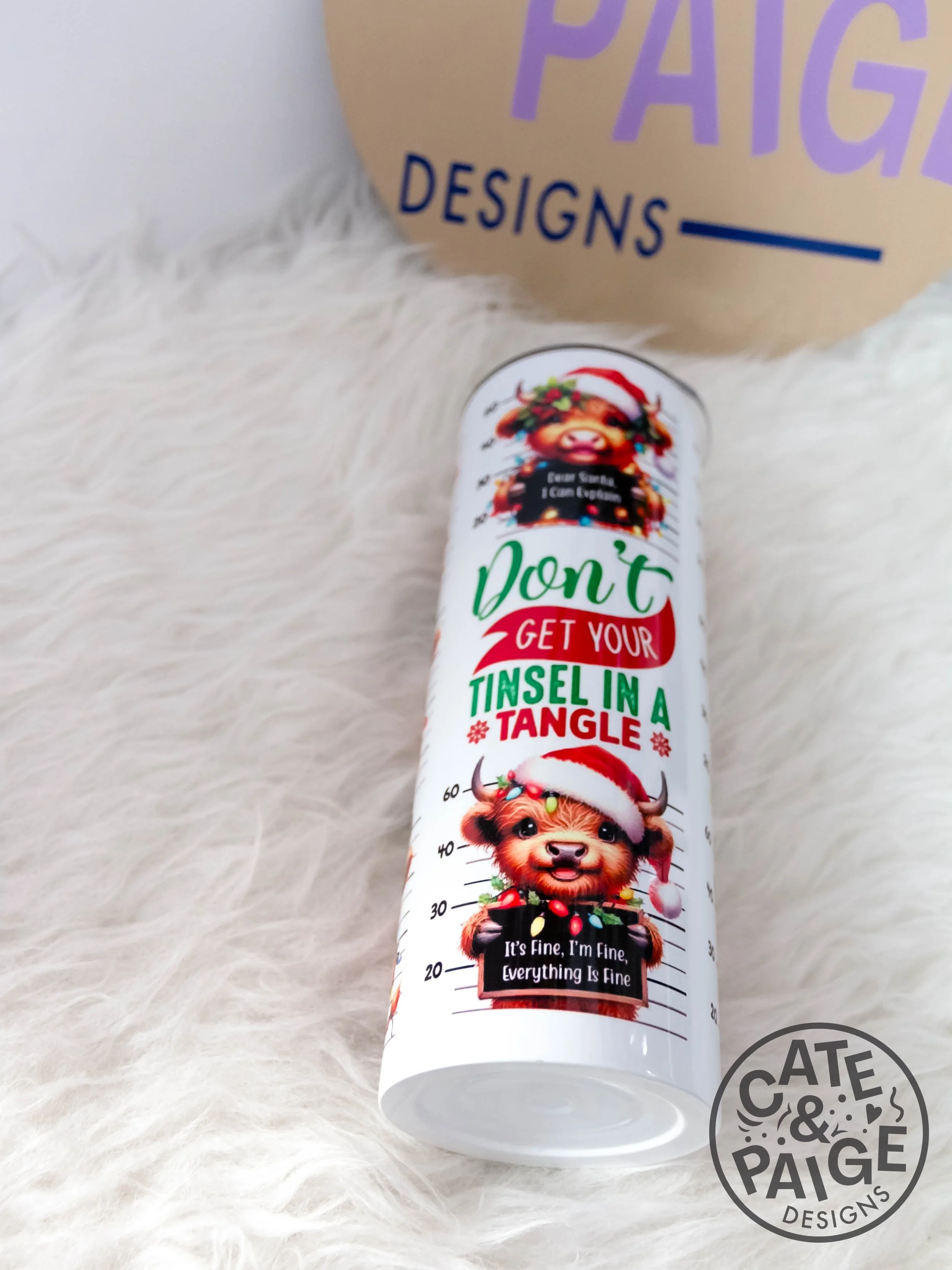 Tinsel in a Tangle 01.jpg