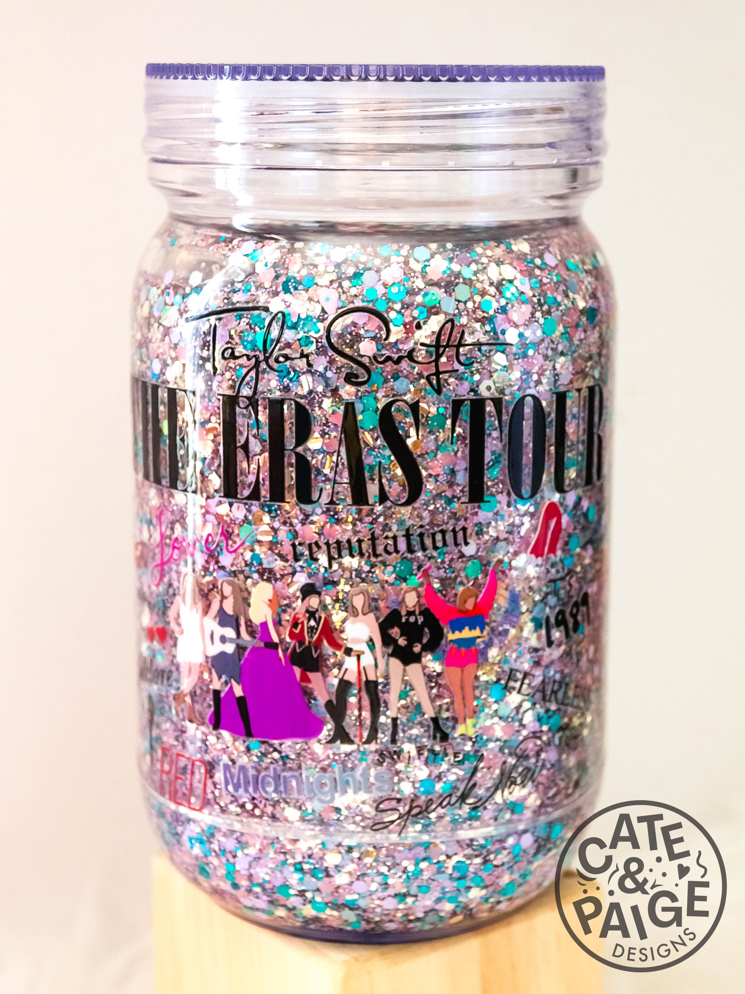 Taylor Swift Tour 01.jpg