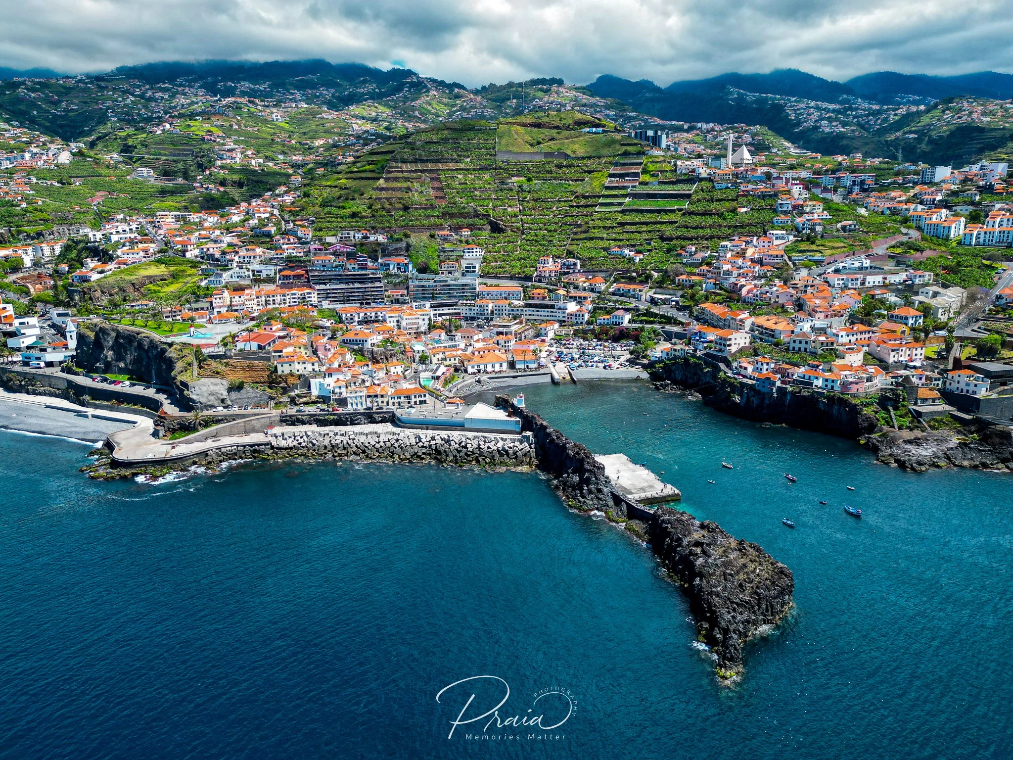 Câmara de Lobos 4