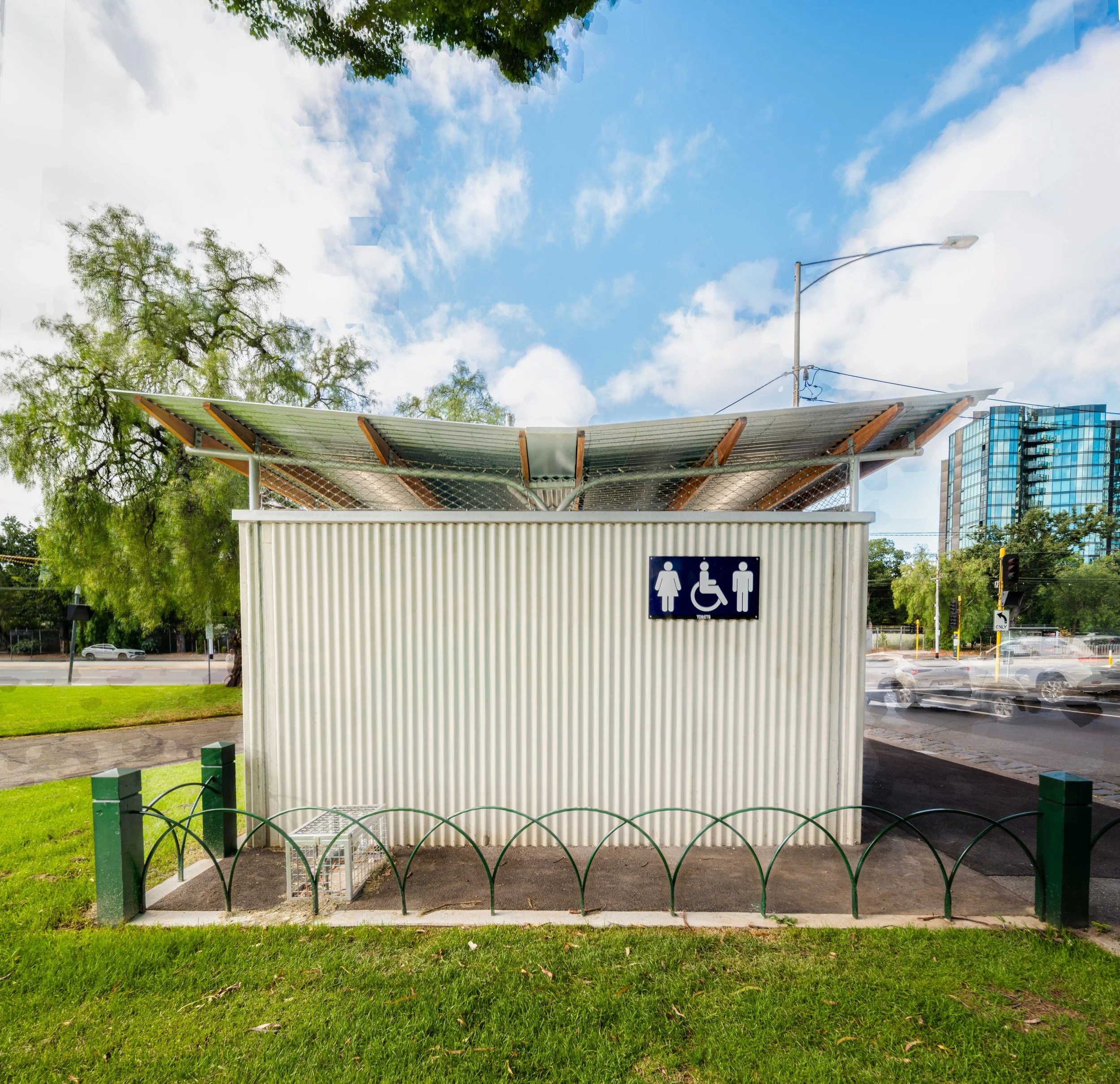 Cnr Lansdowne_Wellington Toilet-0004 (1).jpg