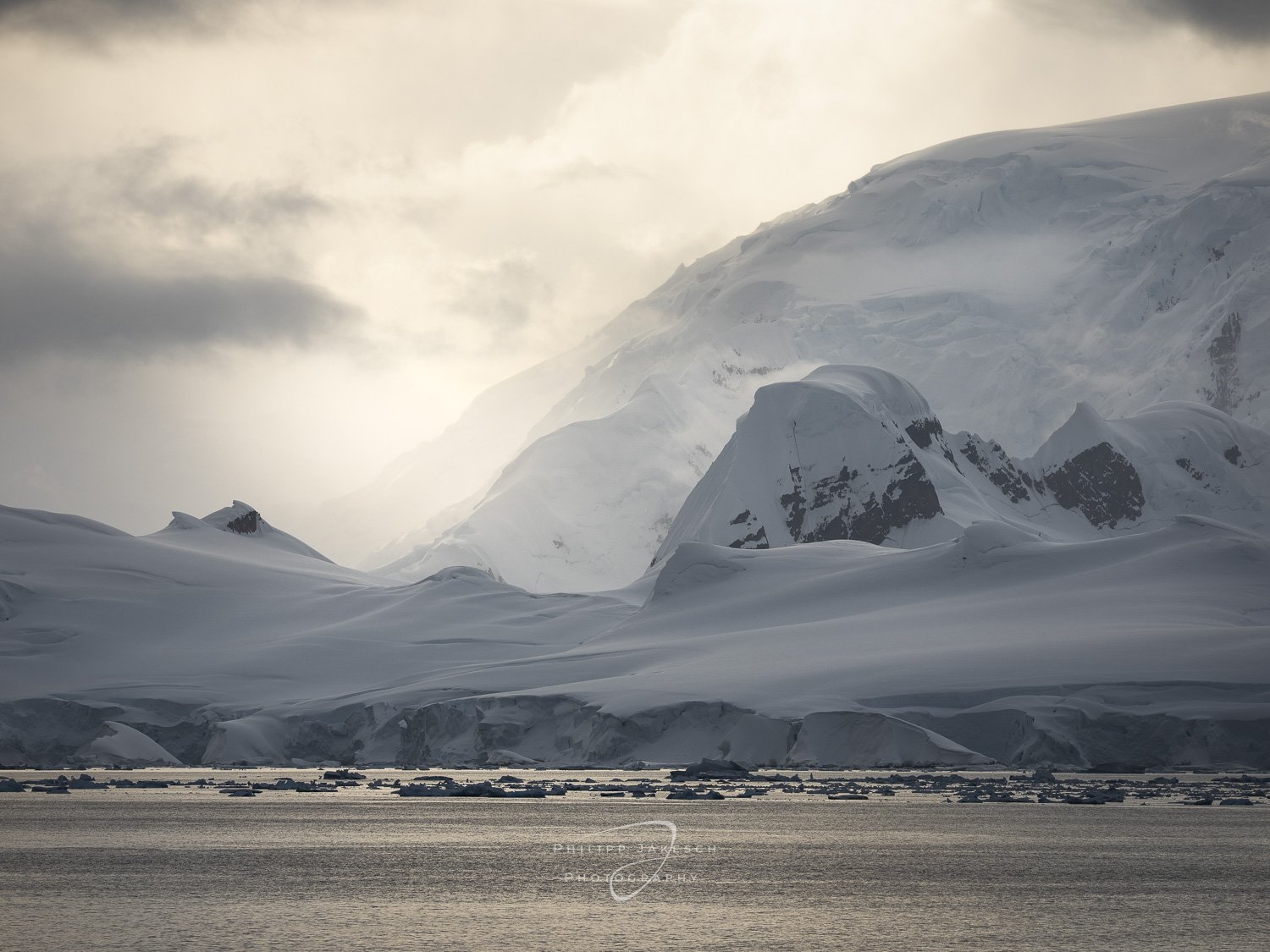 Antarctica_Slices_PhilippJakeschPhotography-9327.jpg