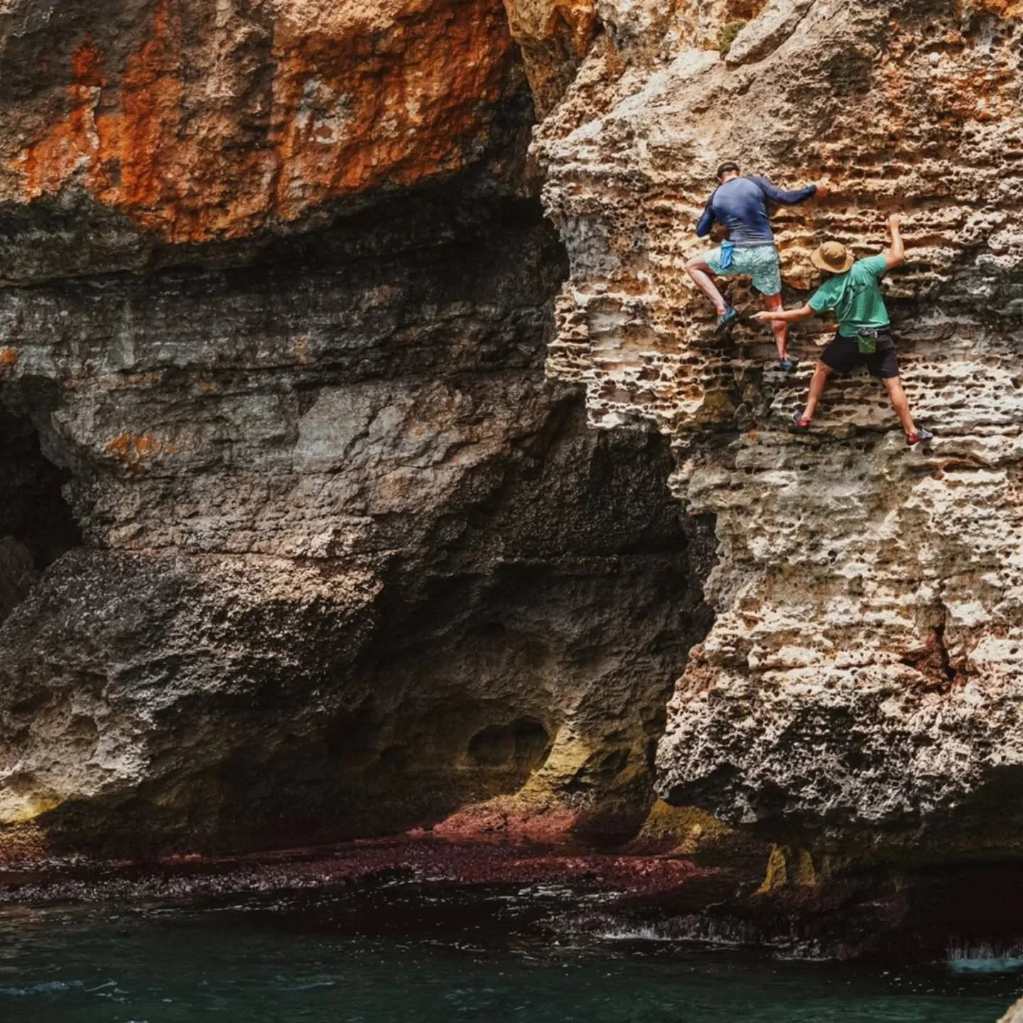 Gracias por compartir estos d&iacute;as de escalada en Mallorca: escalada deportiva, psicobloc y m&aacute;s escalada. &iexcl;Queda pendiente  multi-pitch!
Durante estos d&iacute;as he podido conocerte un poco m&aacute;s y quiero darte las gracias por