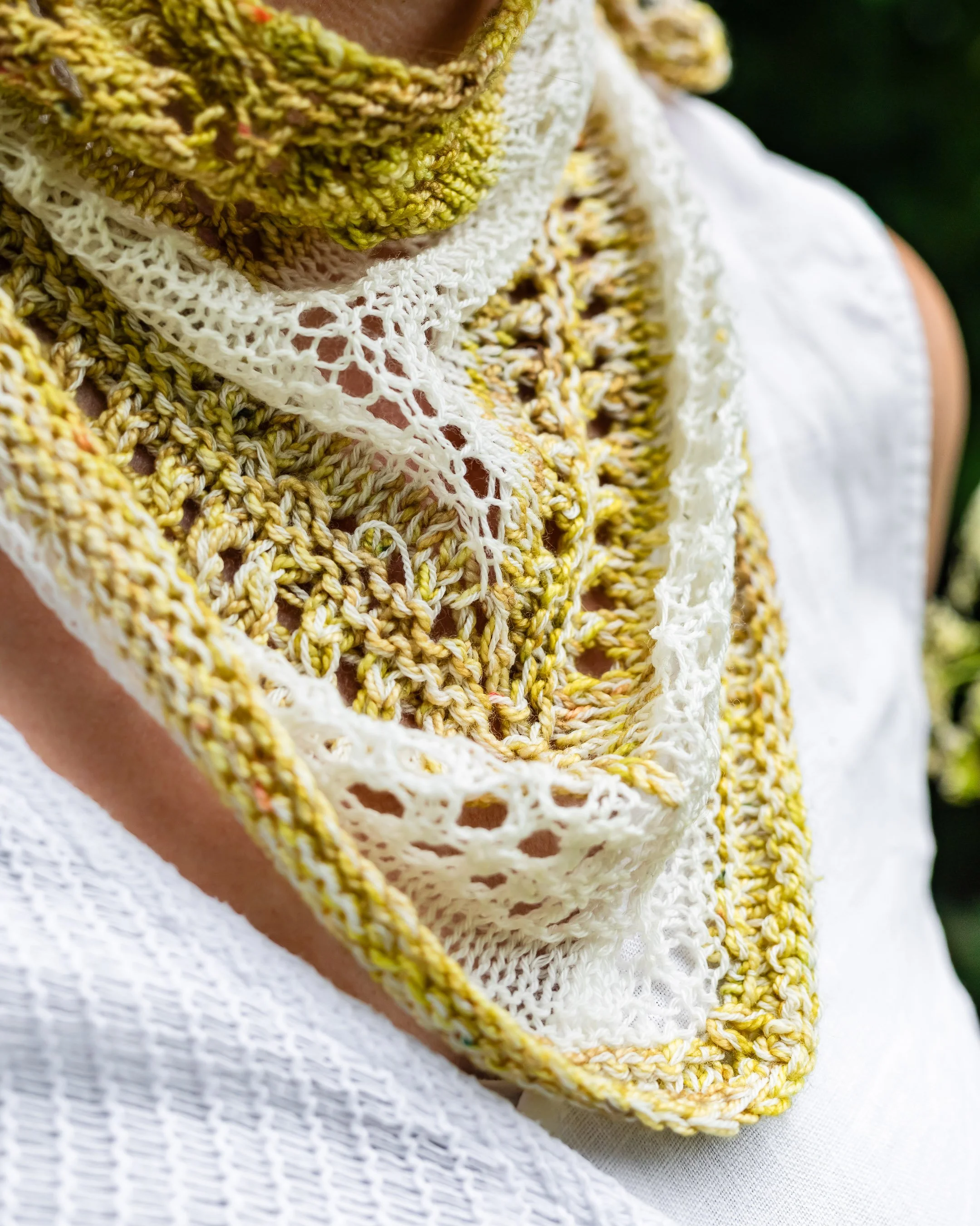 Lace knit bandana