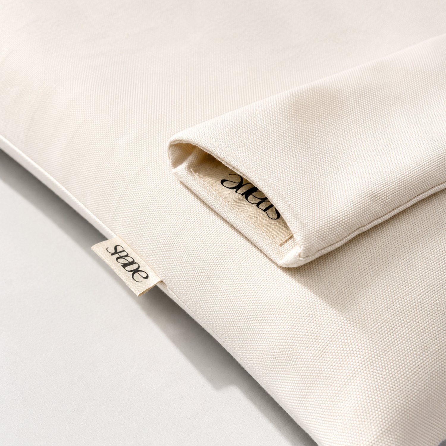 spade_of_alchemies_meditation_cushion_and_eye_mask_set_02.jpg