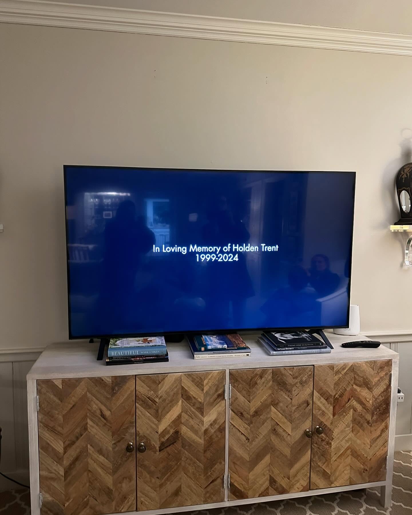 Thank you Apple TV+ and Philadelphia Union for this memorial at the end of Season 1 Episode 3 of Onside: Major League Soccer. His family and friends feel the love. #appletv+ #philadelphia #mls #doop #boxtobox #onside