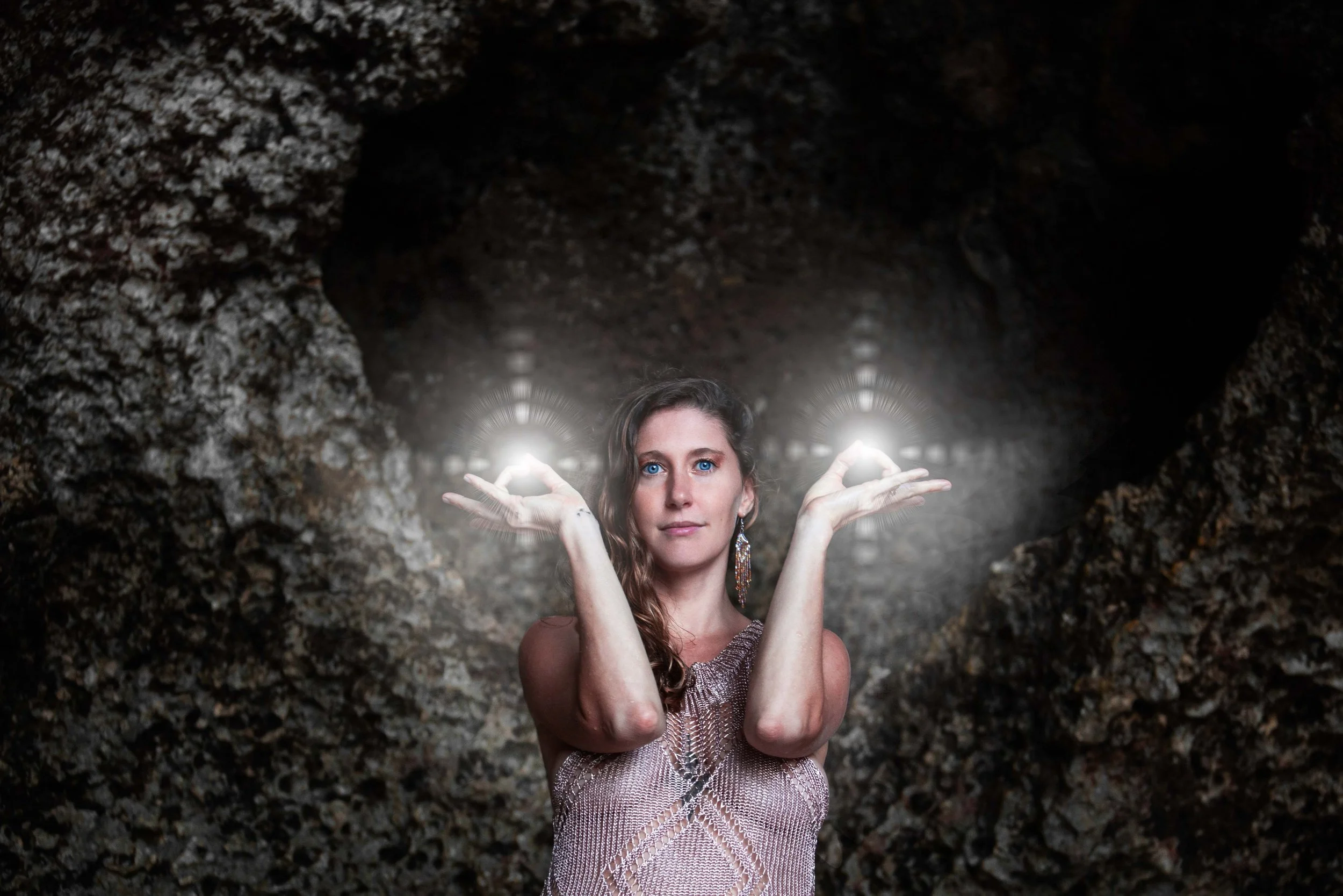 Candace Sauve_Luna Lemuria Art-website_01.jpg