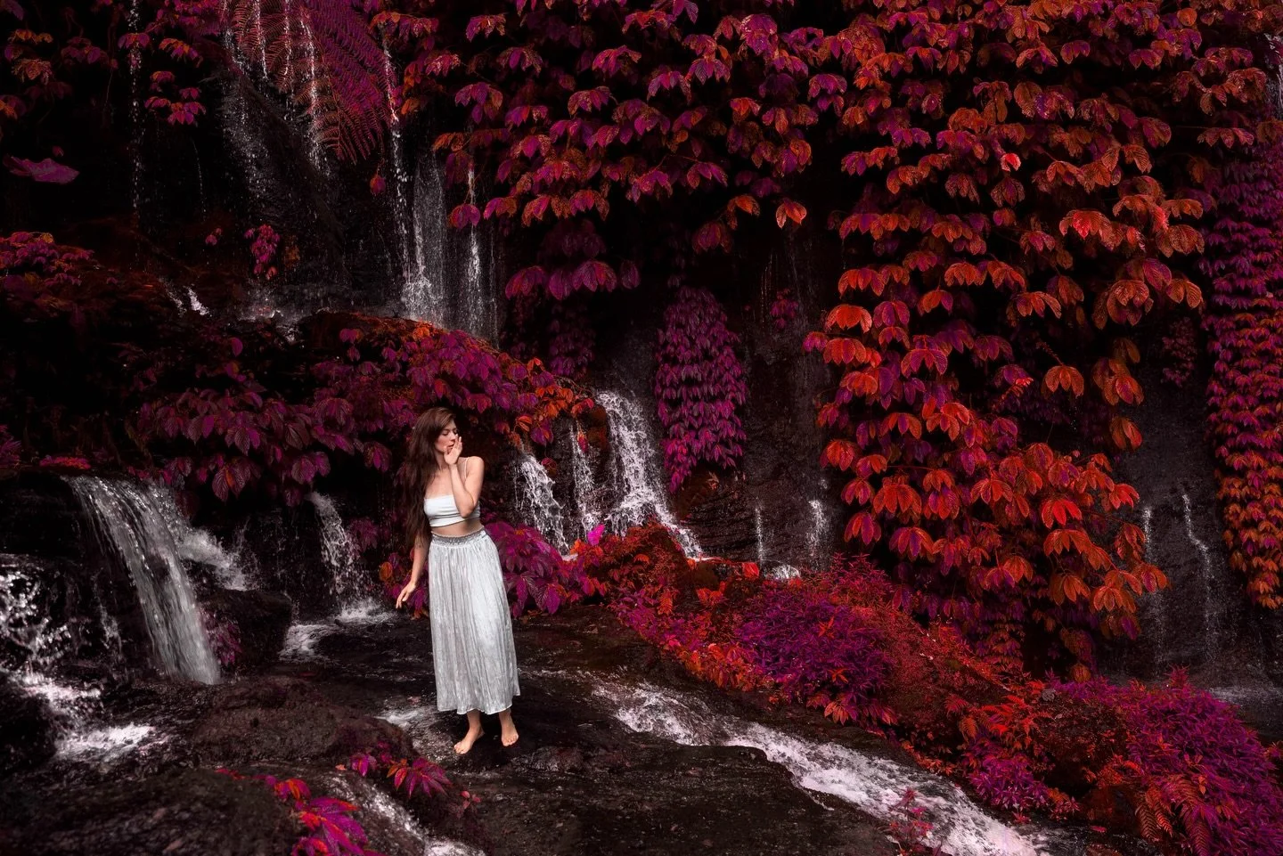 ✨ 𝗦𝘄𝗶𝗽𝗲 𝗳𝗼𝗿 𝗱𝗲𝘁𝗮𝗶𝗹𝘀 &amp; 𝗮𝗻𝗼𝘁𝗵𝗲𝗿 𝗼𝗻𝗲 𝗼𝗳 𝘁𝗵𝗶𝘀 𝘀𝗲𝗿𝗶𝗲𝘀 ✨
&ldquo;Sereen as is she is. Surrounded by nature. 
Feeling connected to the world around her. 
A moment of fresh air and she wanders around,
Going deeper into