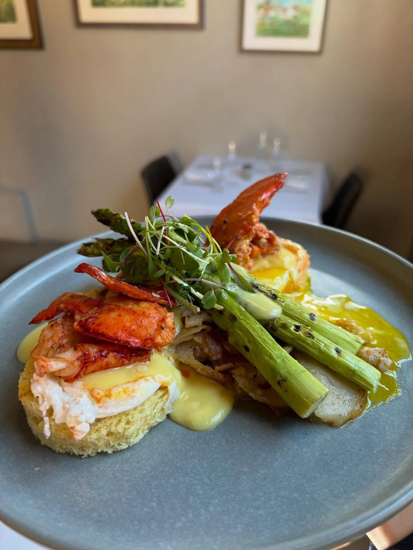 🥞🥂 Weekend plans? Made.
Brunch at The Boiler Room is served Friday&ndash;Sunday, 10am&ndash;2pm. AND $5 drink specials every Friday &amp; Saturday during Brunch!

Reserve your table now! Link in bio.