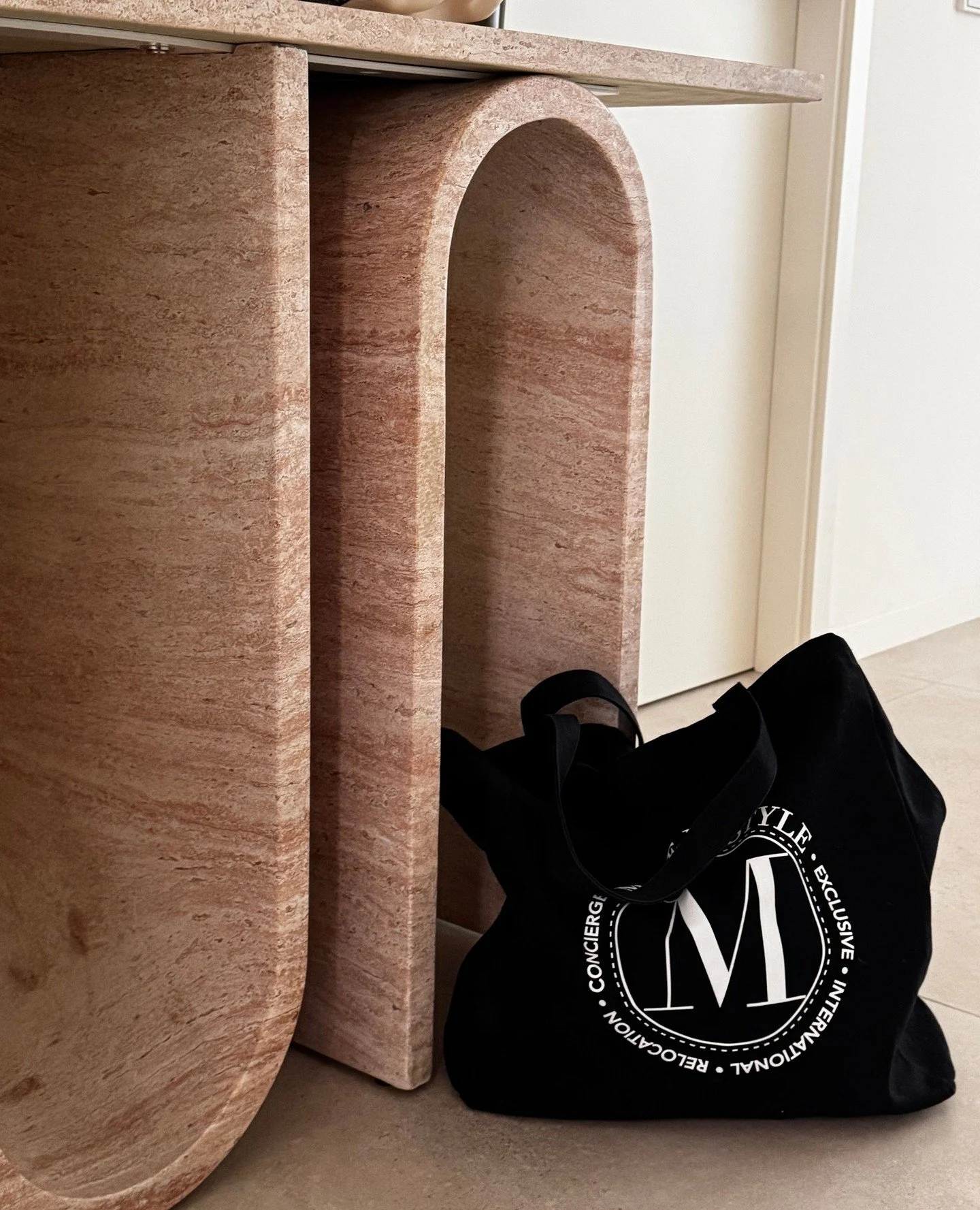 Moving with us is about far more than packing up the boxes and transporting them.⁠
⁠
We take care of your entire move, settling you into your new home from the moment you arrive. This can include hanging wall art, organising wardrobes, making beds, s