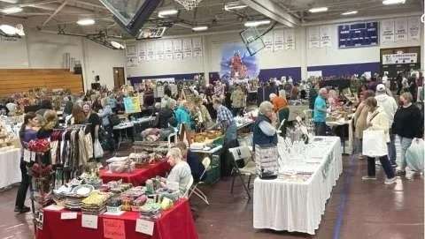 Parkway North Craft Fair