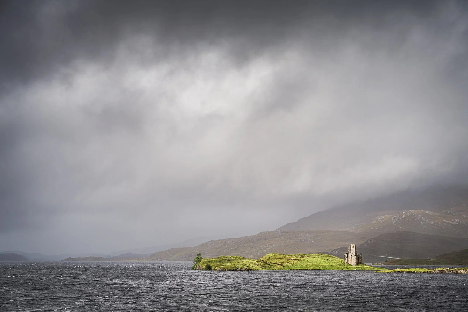 Ardvreck Castle, Assent