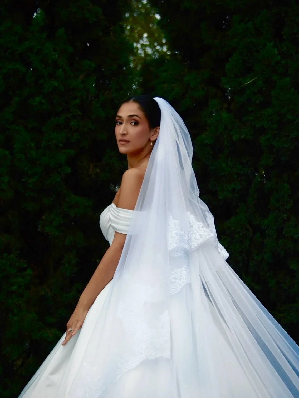 Every bride is a vision of beauty on her special day, radiating love, joy, and timeless elegance. ✨👰 

&bull;&bull;&bull;&bull;&bull;&bull;&bull;&bull;&bull;&bull;&bull;&bull;&bull;&bull;&bull;&bull;

#BrideGoals #WeddingDayGlow #TimelessBeauty #Bri