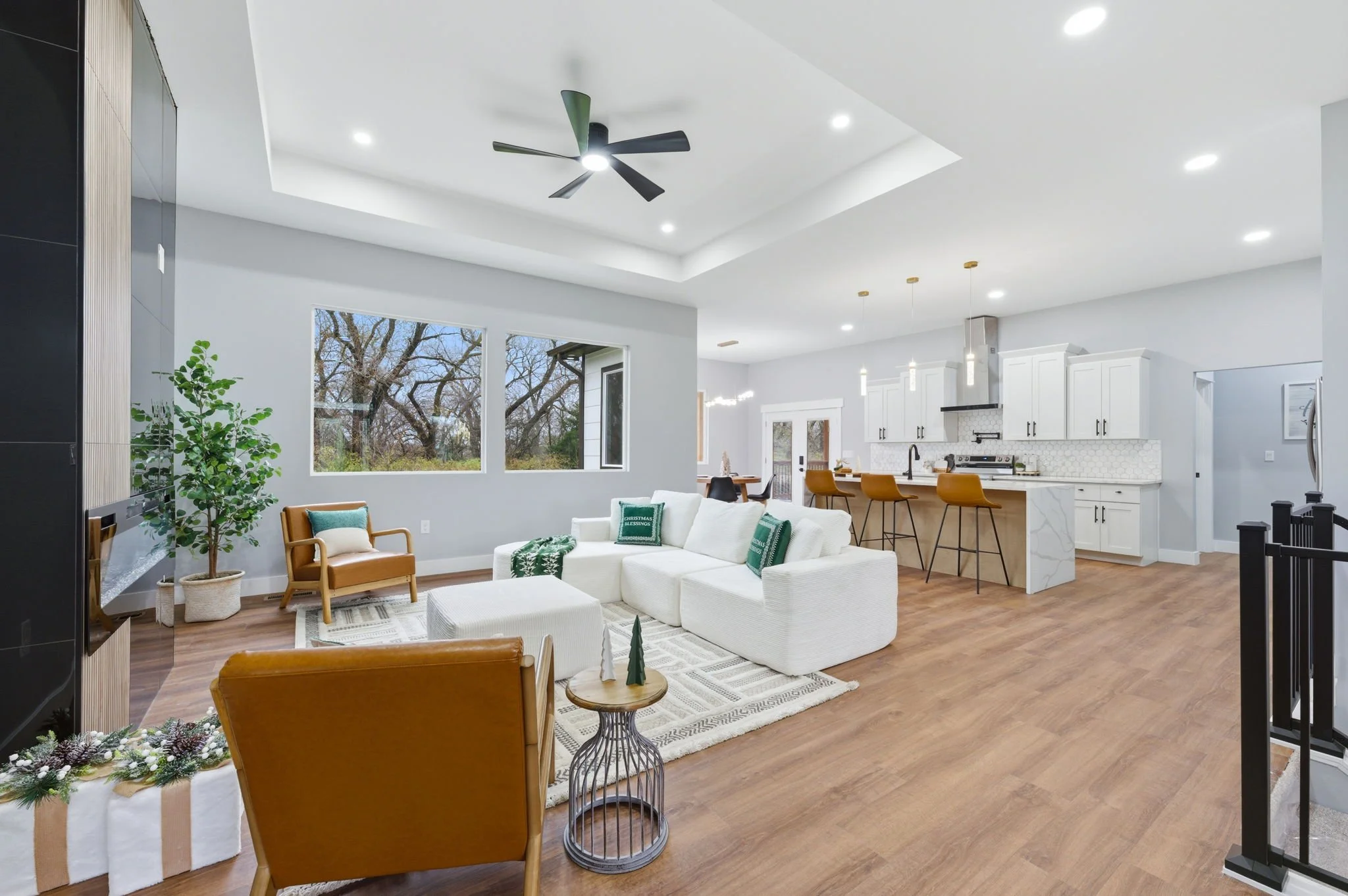 7-384 Timber Creek St-7.jpg