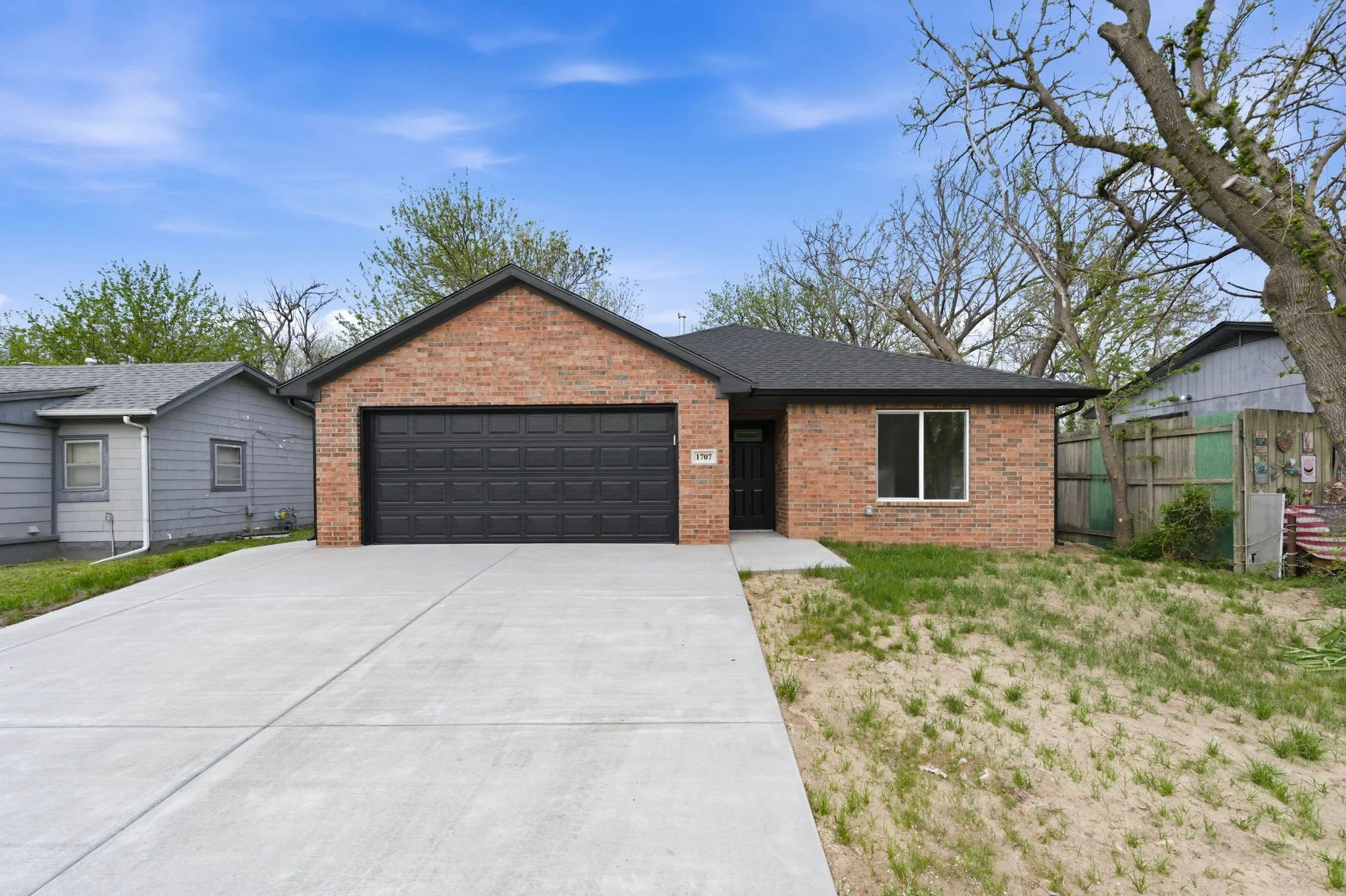 1-1707 S Dodge Ave-1.jpg