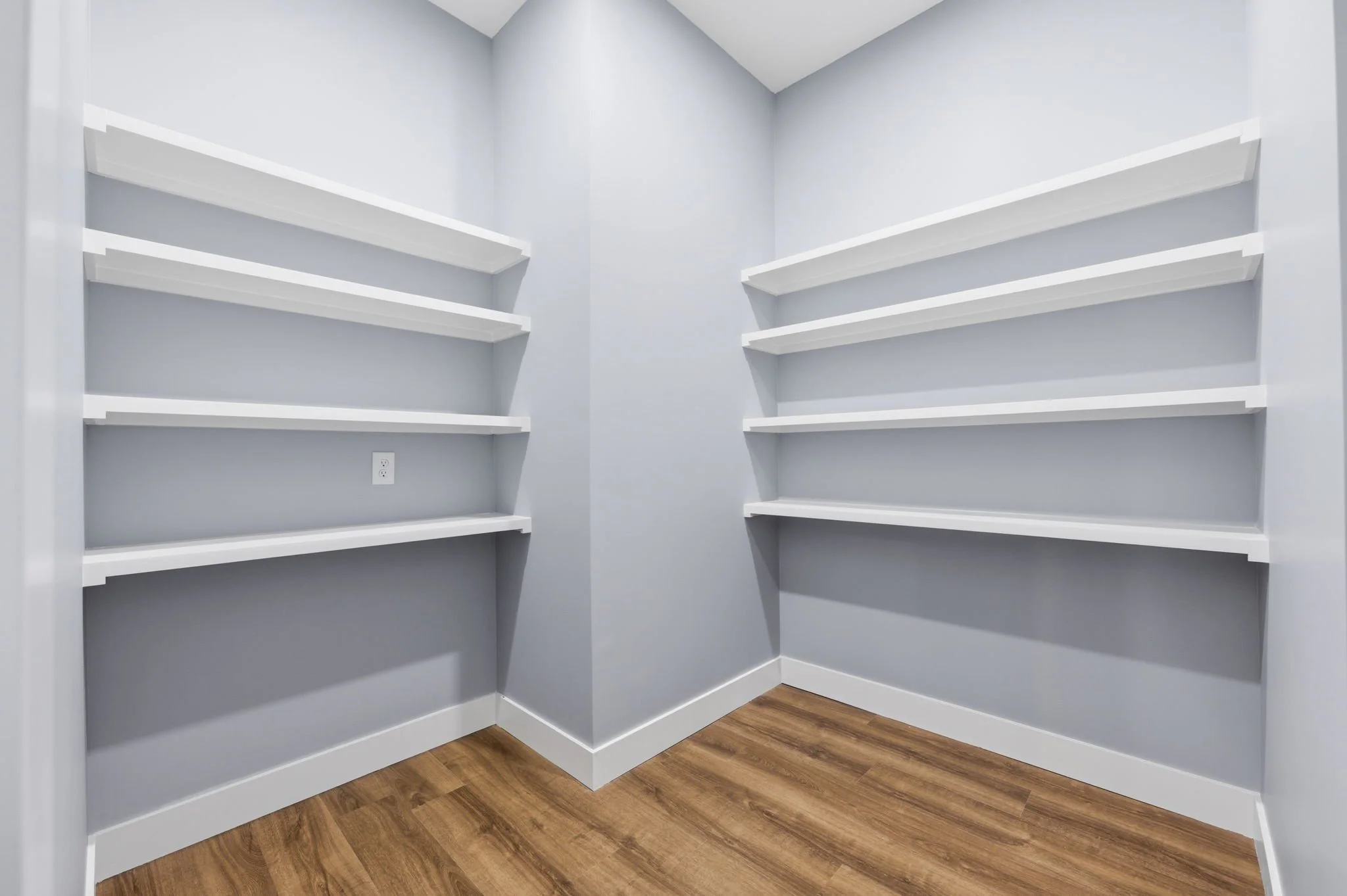 18-384 Timber Creek St-18.jpg