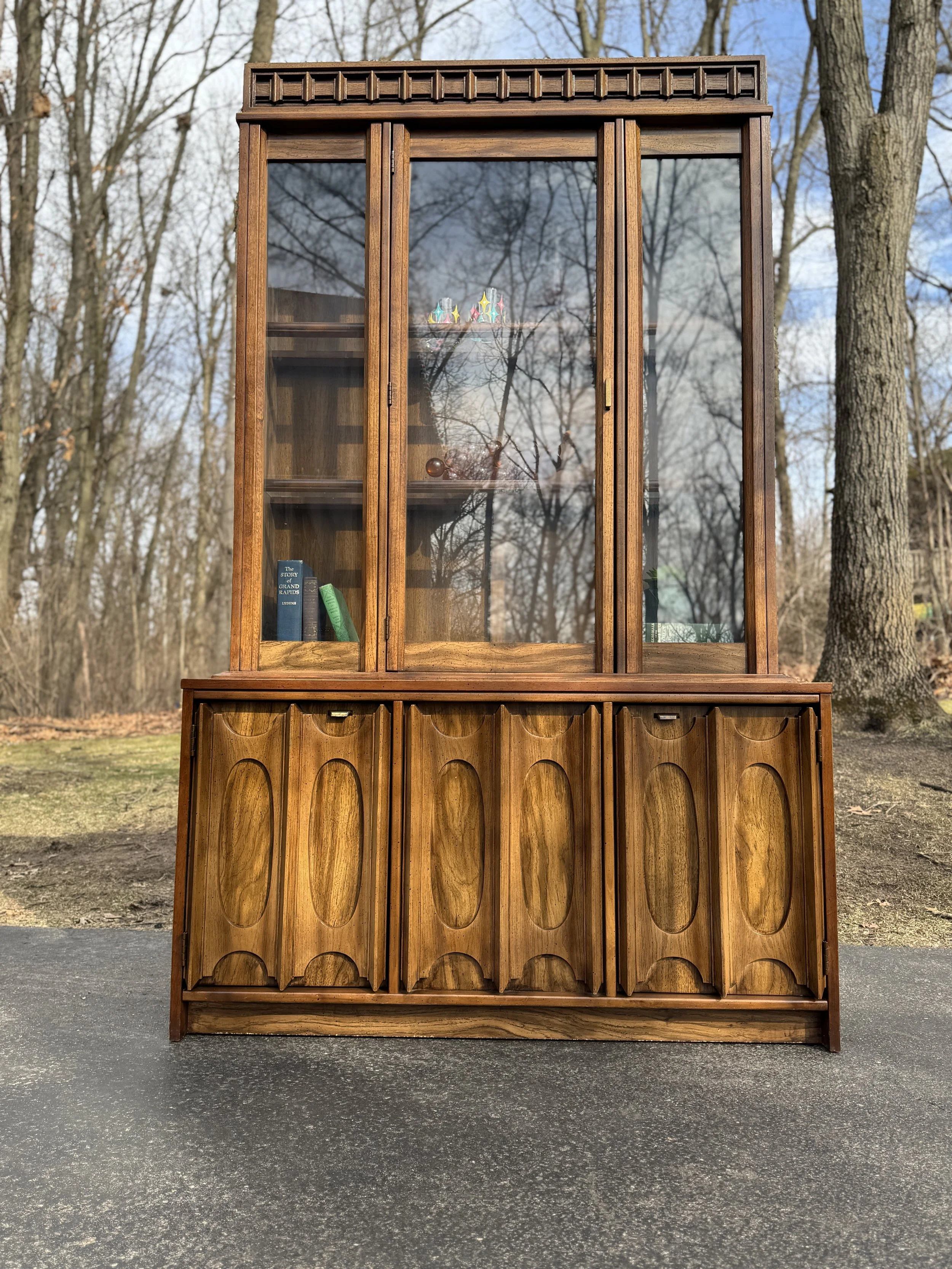 Brutalist Tobago of Canada style Hutch
